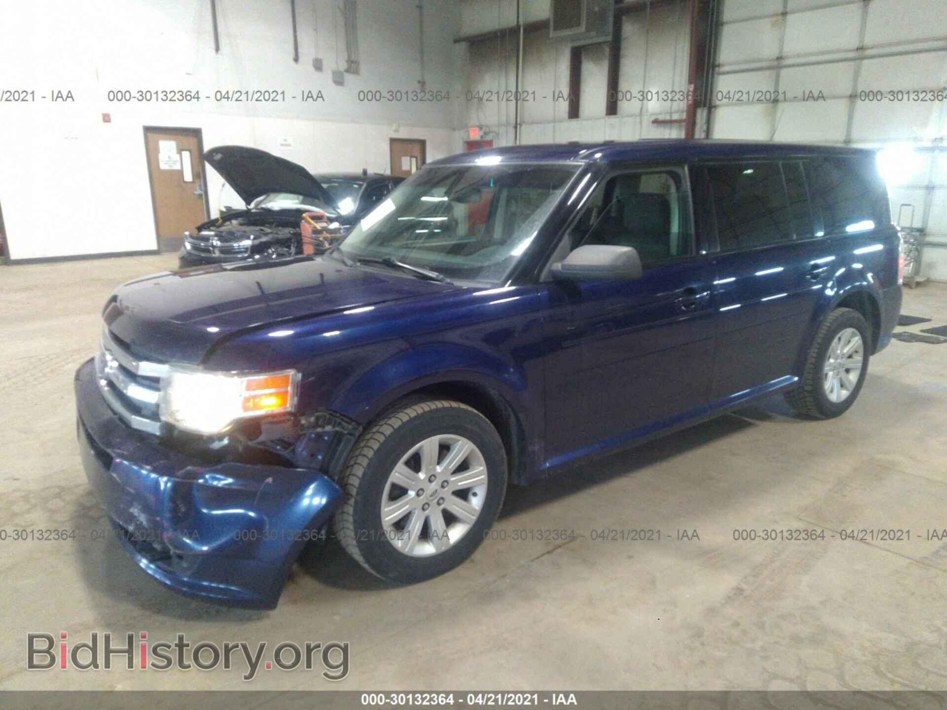 2011 FORD FLEX - VIN: 2FMGK5BC0BBD22597 - Photo 2