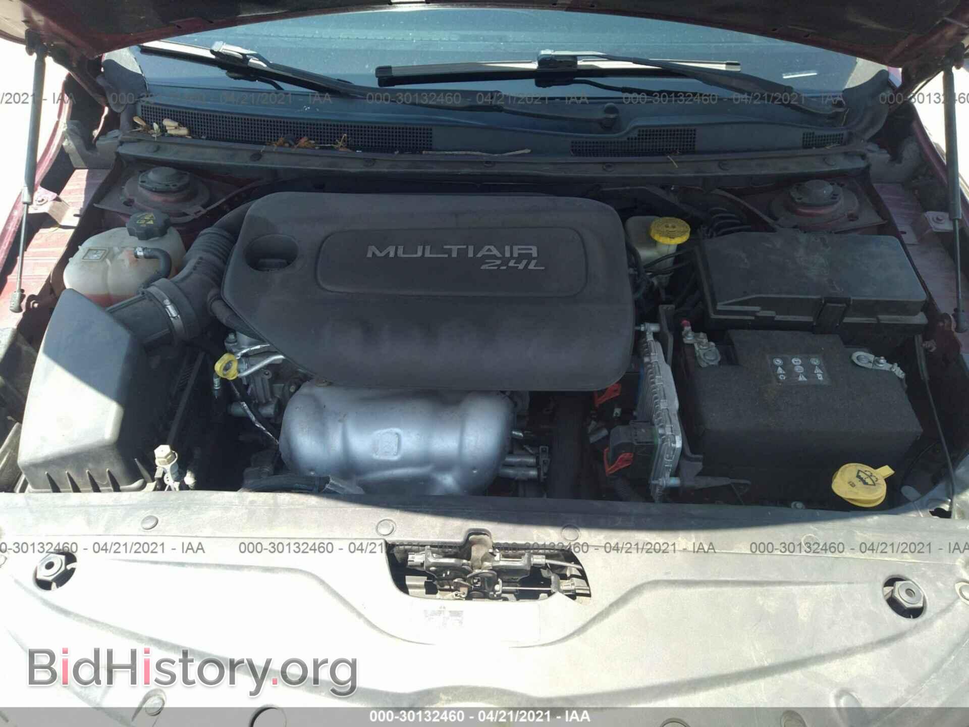 2015 CHRYSLER 200 - VIN: 1C3CCCAB3FN526905 - Фото 10
