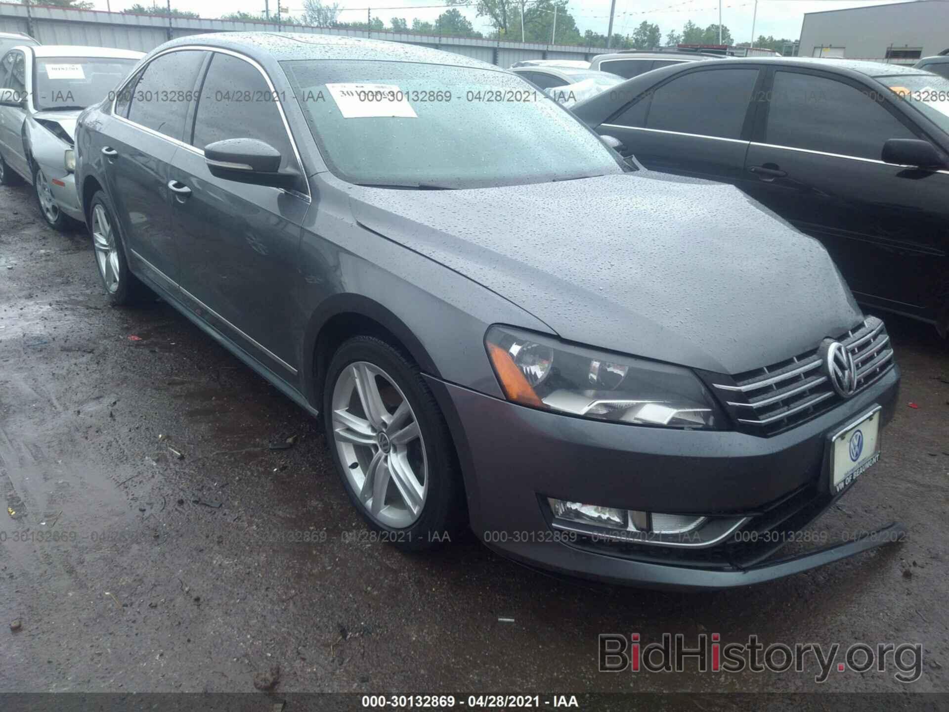 Photo 1VWCN7A35DC106364 - VOLKSWAGEN PASSAT 2013