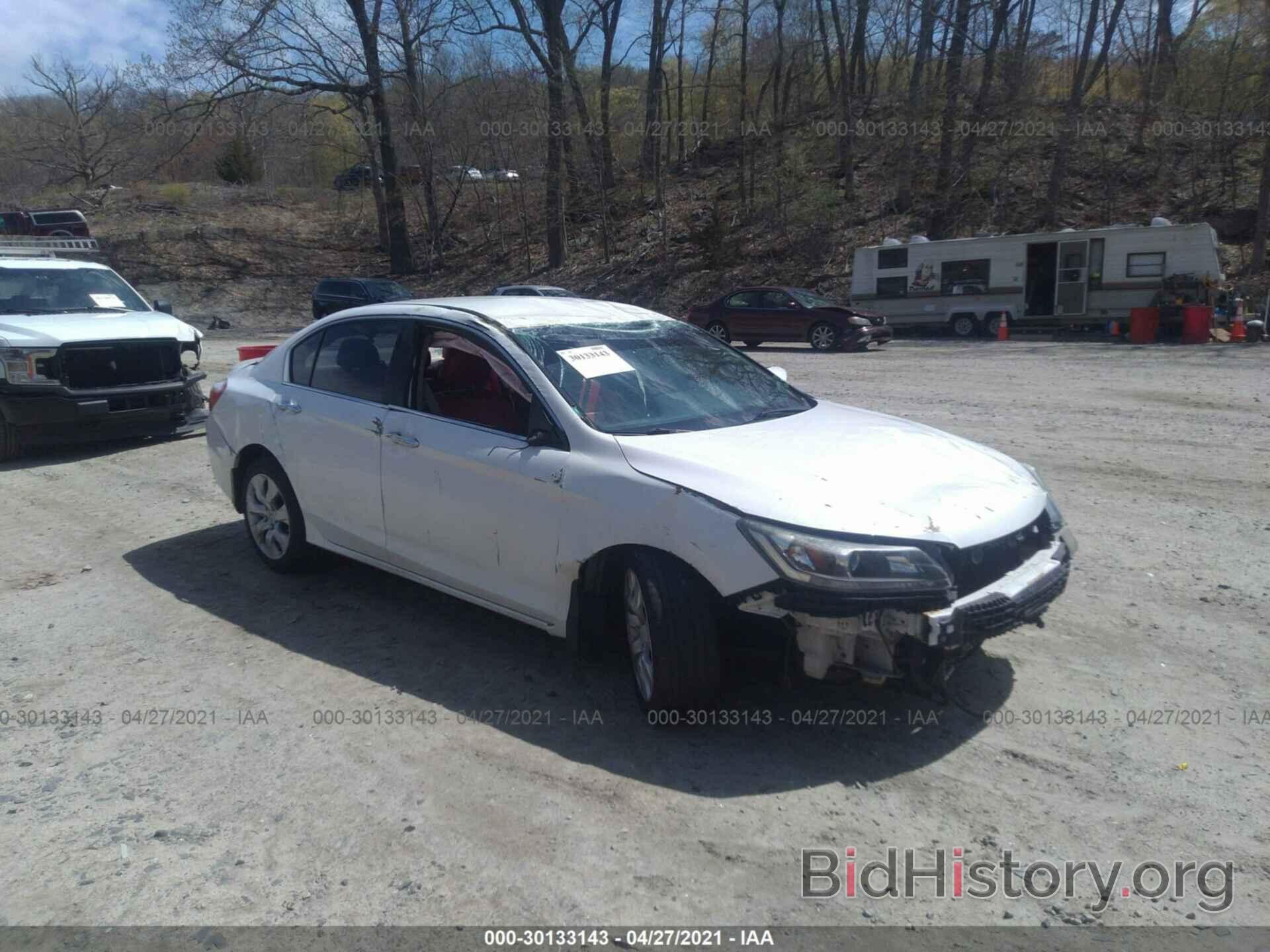 Photo 1HGCR2F38DA095456 - HONDA ACCORD SDN 2013