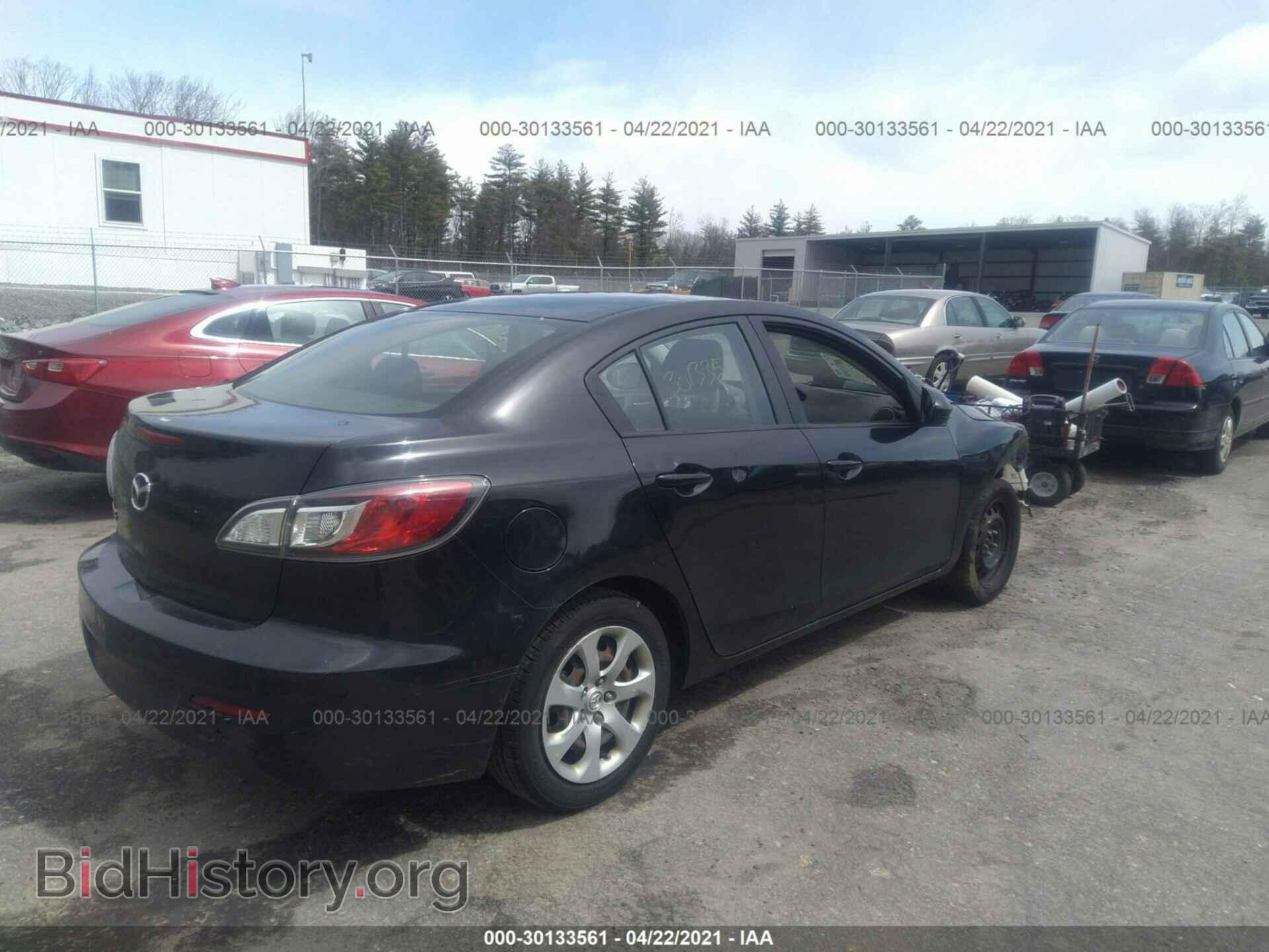 2013 MAZDA MAZDA3 - VIN: JM1BL1TG4D1847294 - Фото 4