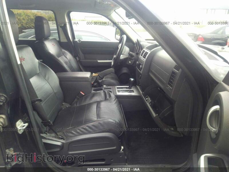 2007 Dodge NITRO (VIN 1D8GU58667W687924) — photo 5 of 11