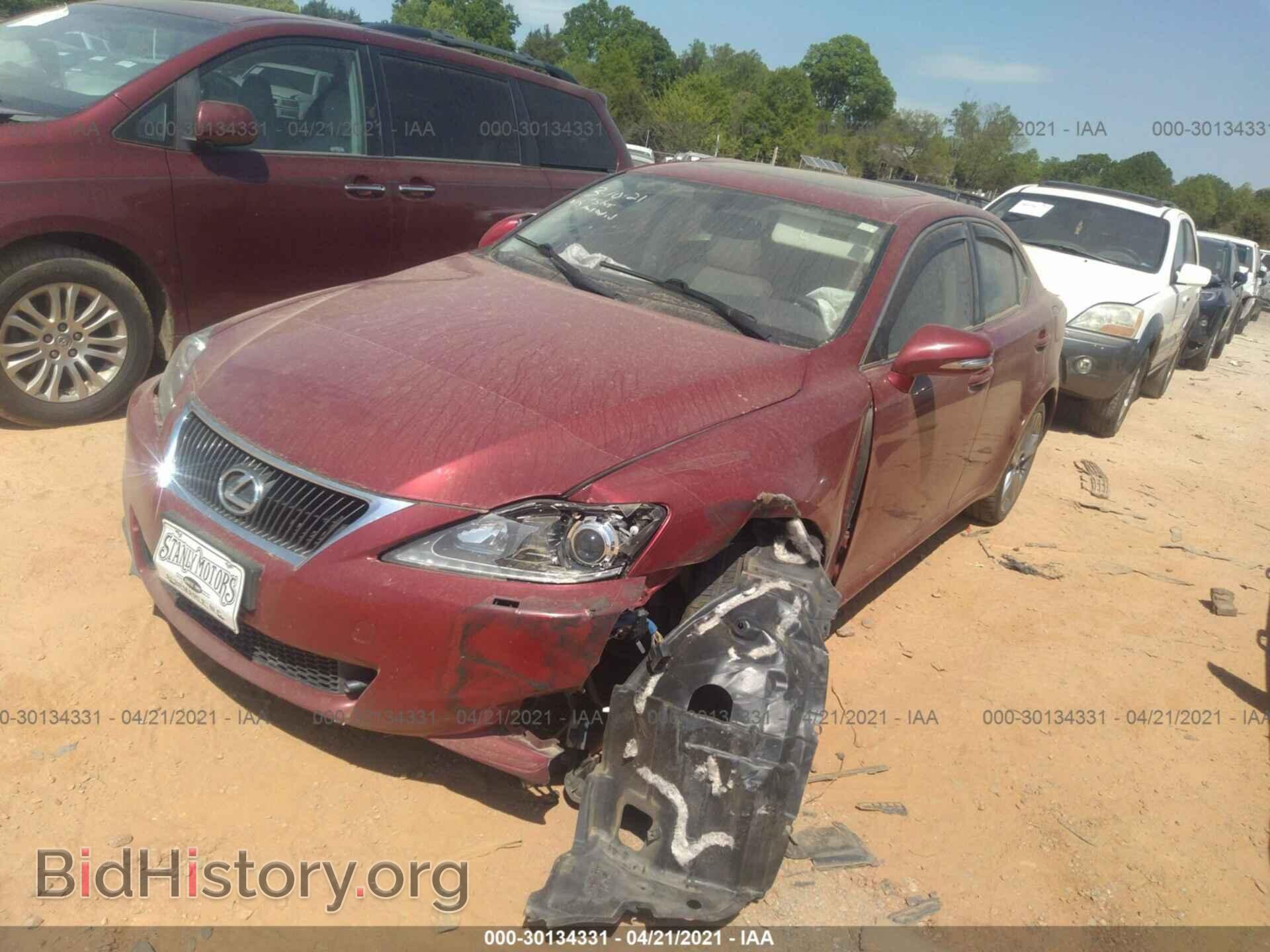 2011 LEXUS IS 350 - VIN: JTHBE5C20B5028065 - Photo 2