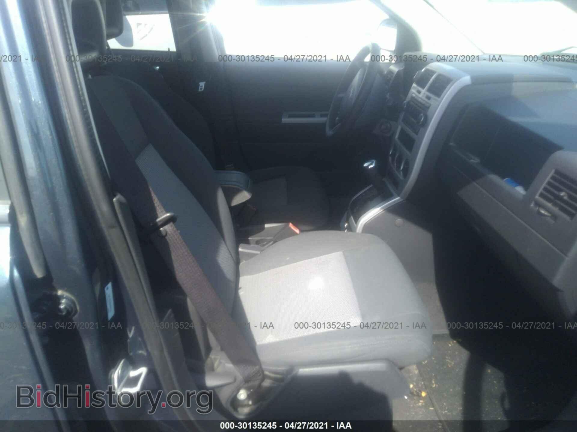 2008 JEEP COMPASS - VIN: 1J8FT47W58D597310 - Фото 5