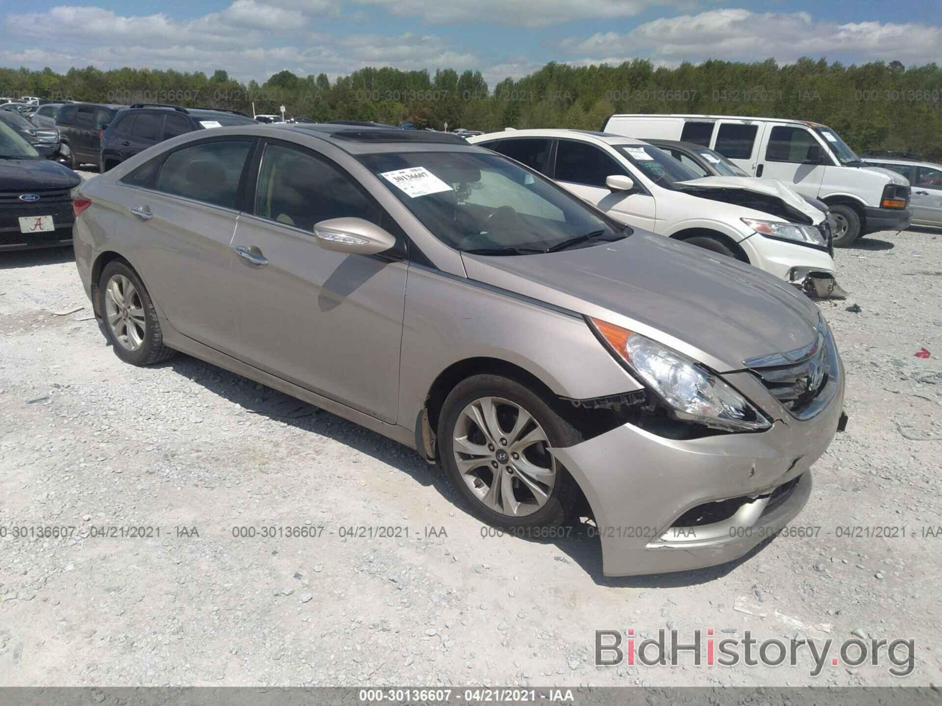 Photo 5NPEC4ACXBH140642 - HYUNDAI SONATA 2011