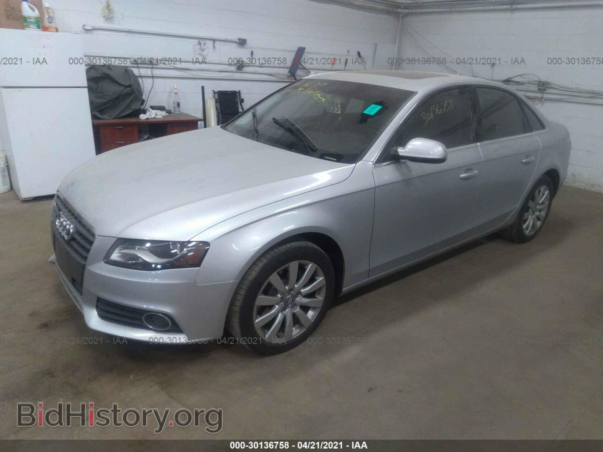 2011 AUDI A4 - VIN: WAUFFAFL2BN039370 - Фото 2