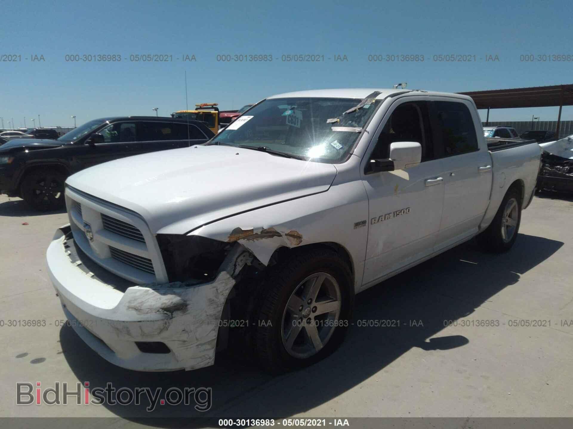 2011 RAM 1500 - VIN: 1D7RB1CT6BS583829 - Фото 2
