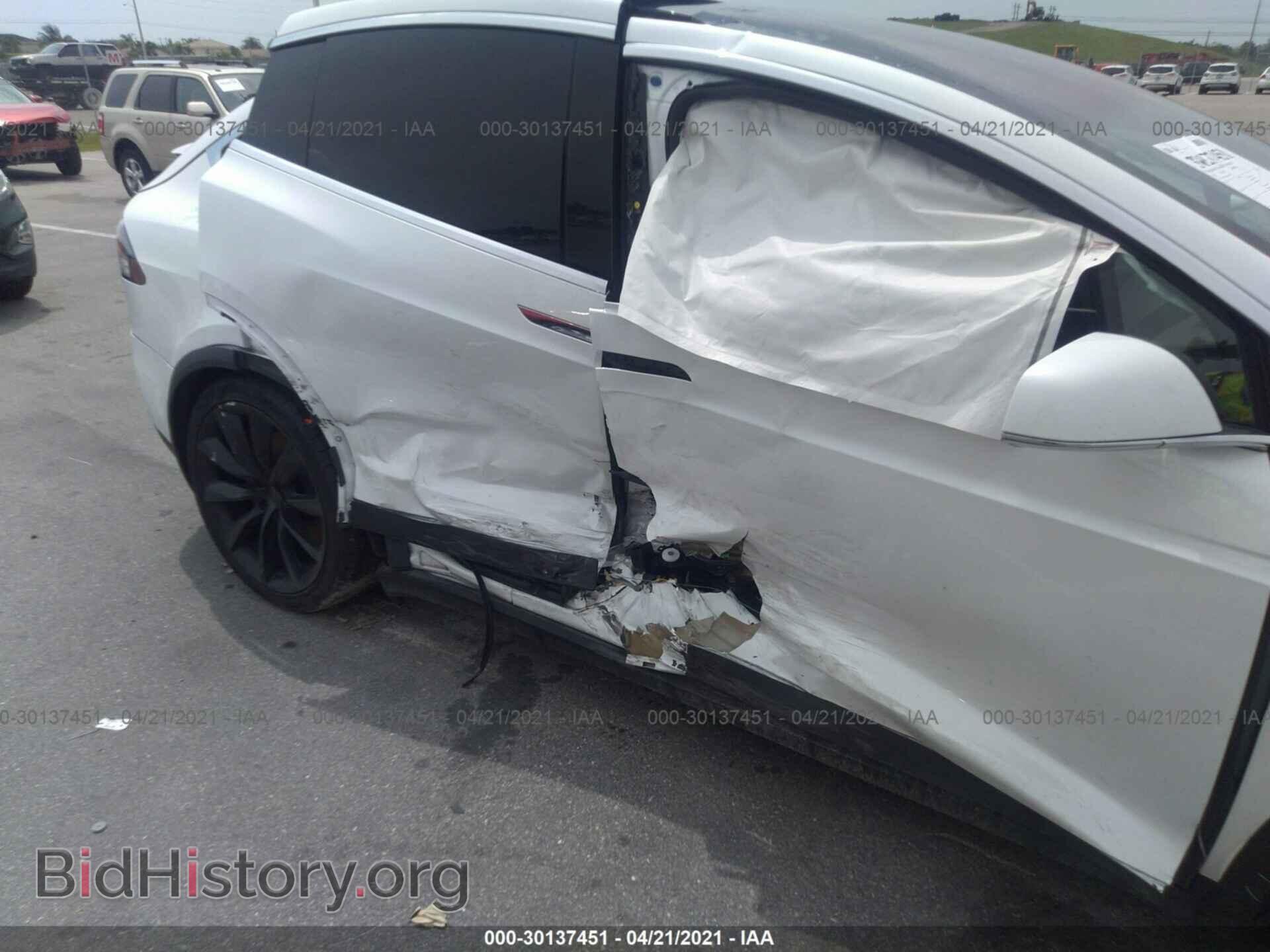 2020 TESLA MODEL X - VIN: 5YJXCBE21LF246704 - Photo 6