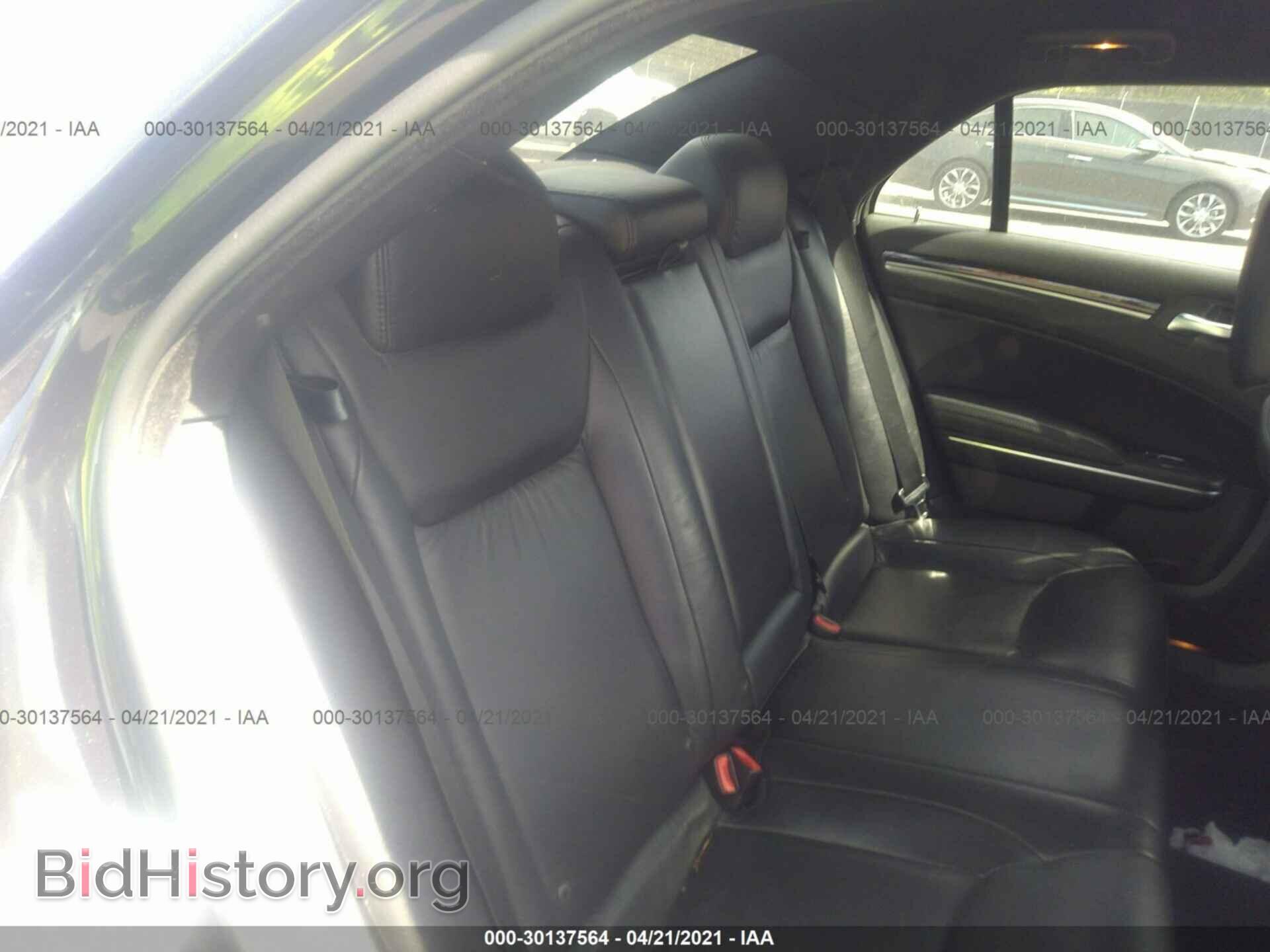 2011 CHRYSLER 300 - VIN: 2C3CA5CG8BH547309 - Фото 8