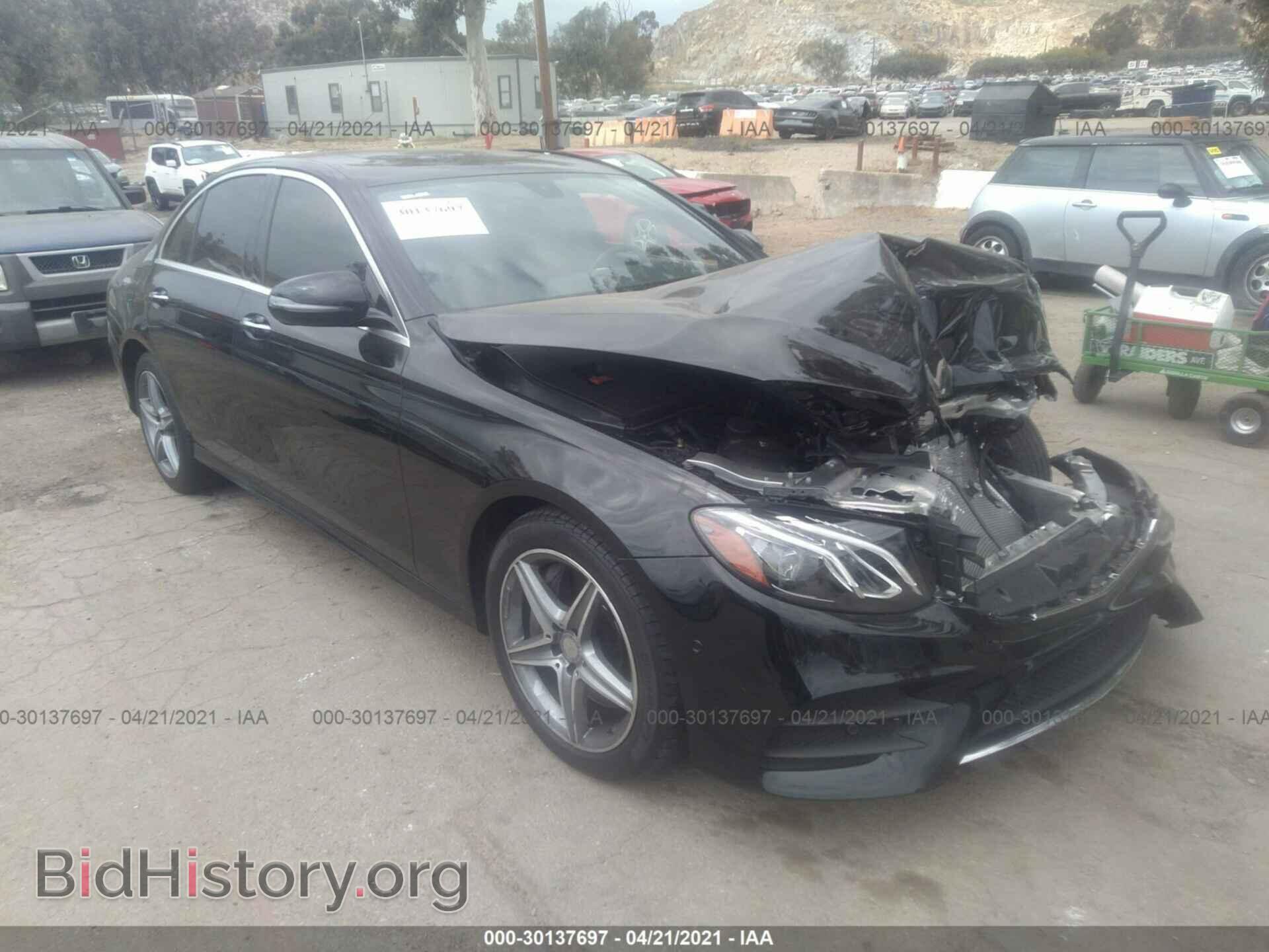 Фотография WDDZF4JBXHA042703 - MERCEDES-BENZ E-CLASS 2017