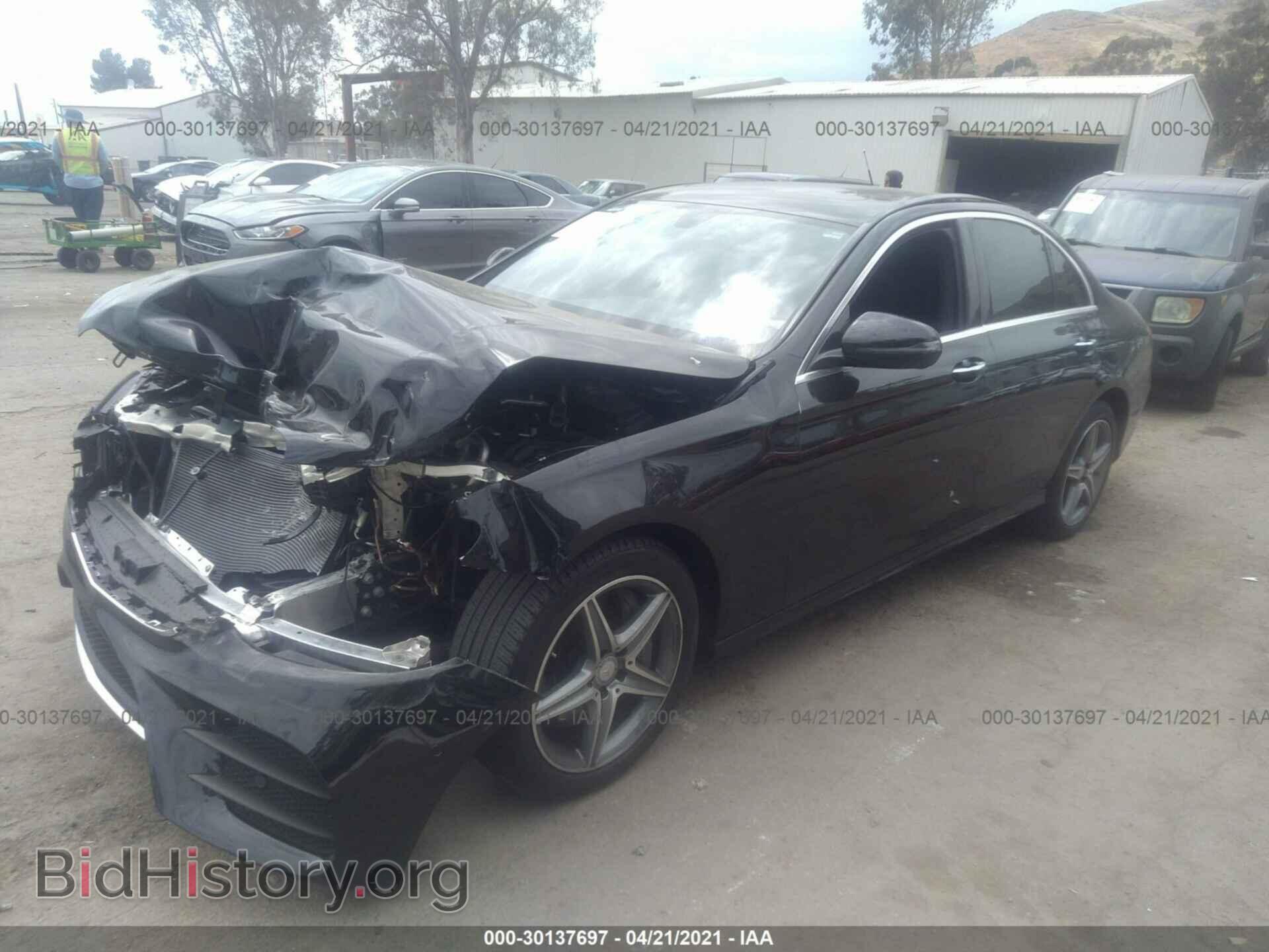 2017 MERCEDES-BENZ E-CLASS - VIN: WDDZF4JBXHA042703 - Photo 2
