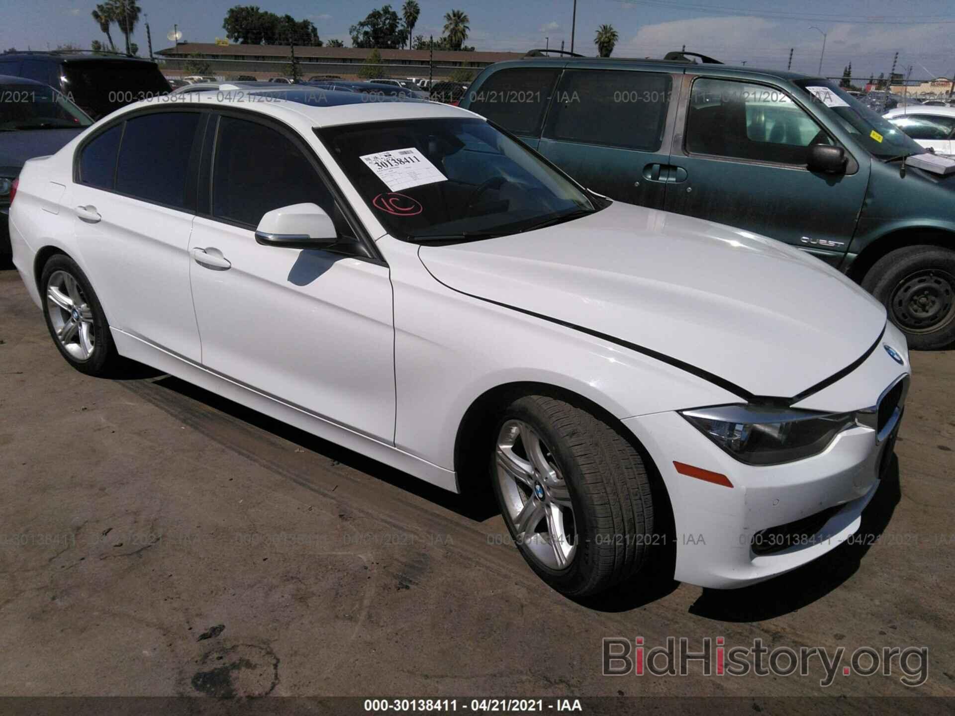 Photo WBA3C1C55DF440250 - BMW 3 SERIES 2013