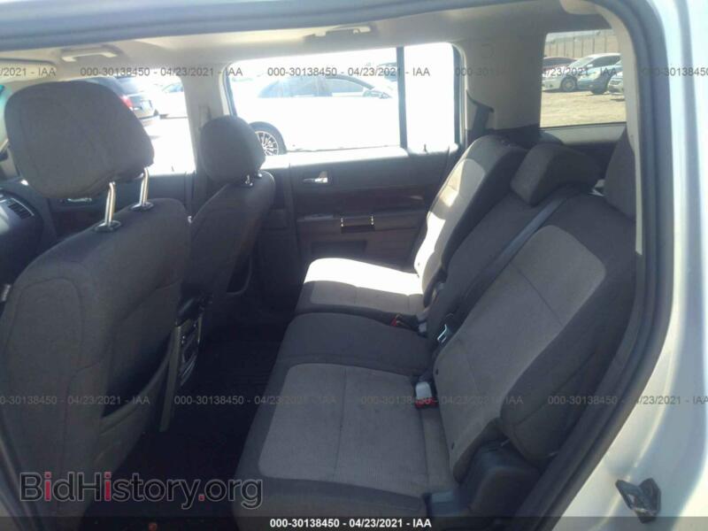 2012 Ford FLEX (VIN 2FMGK5CC7CBD15176) — photo 8 of 11