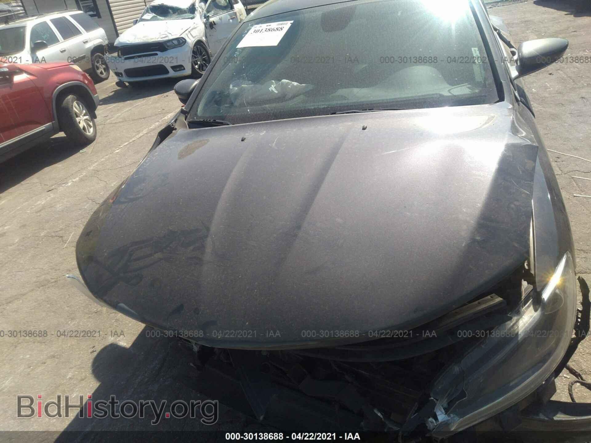 2016 CHRYSLER 200 - VIN: 1C3CCCAB0GN118587 - Photo 10