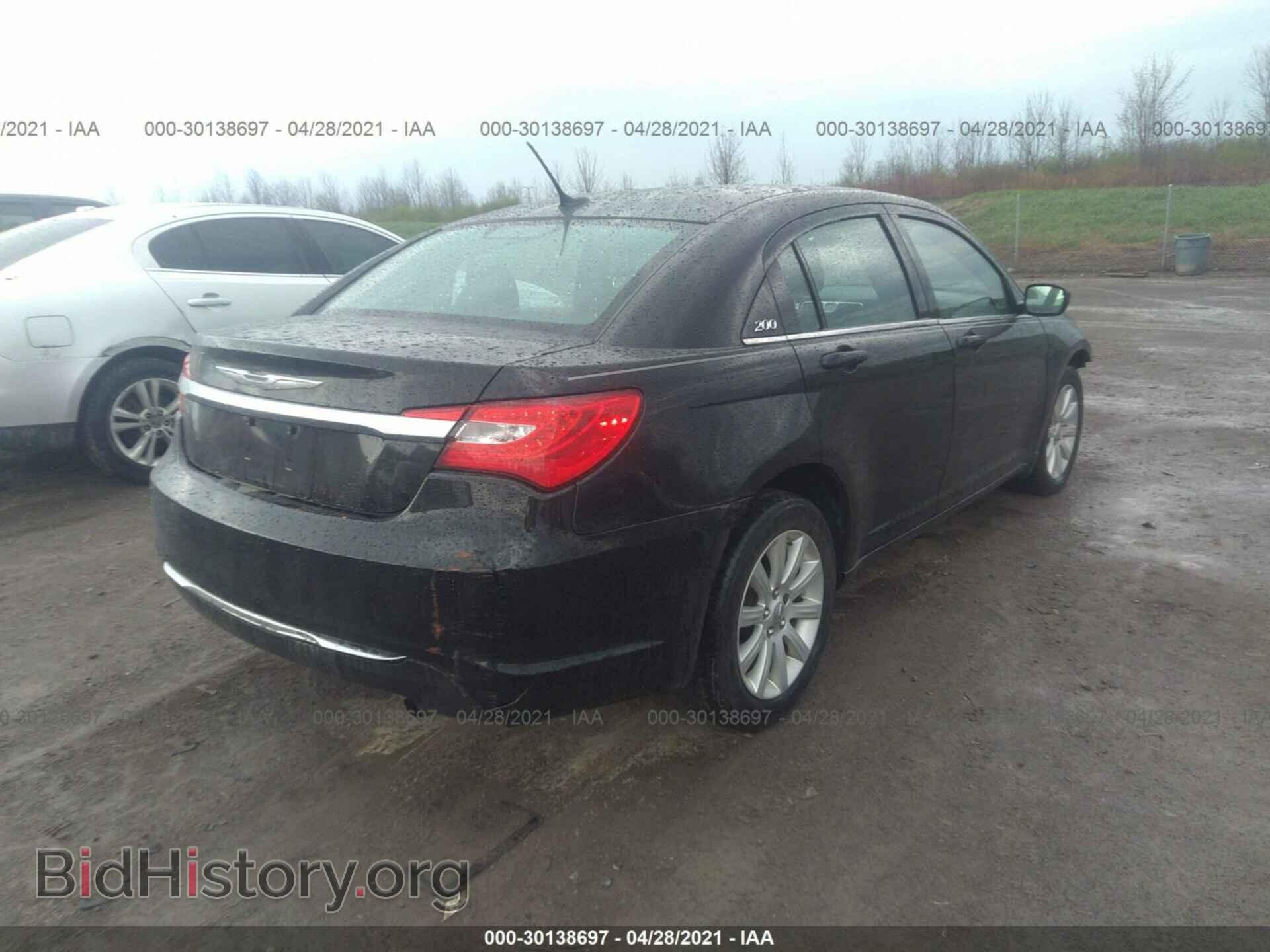 2013 CHRYSLER 200 - VIN: 1C3CCBBB7DN763130 - Фото 4