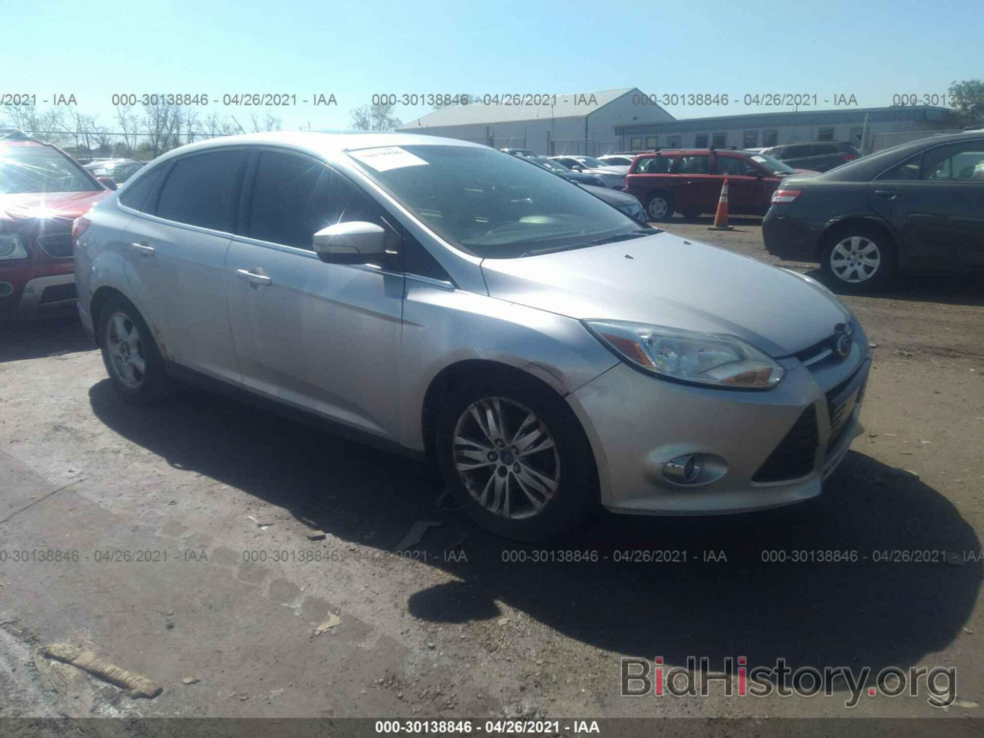 Photo 1FAHP3H25CL106202 - FORD FOCUS 2012