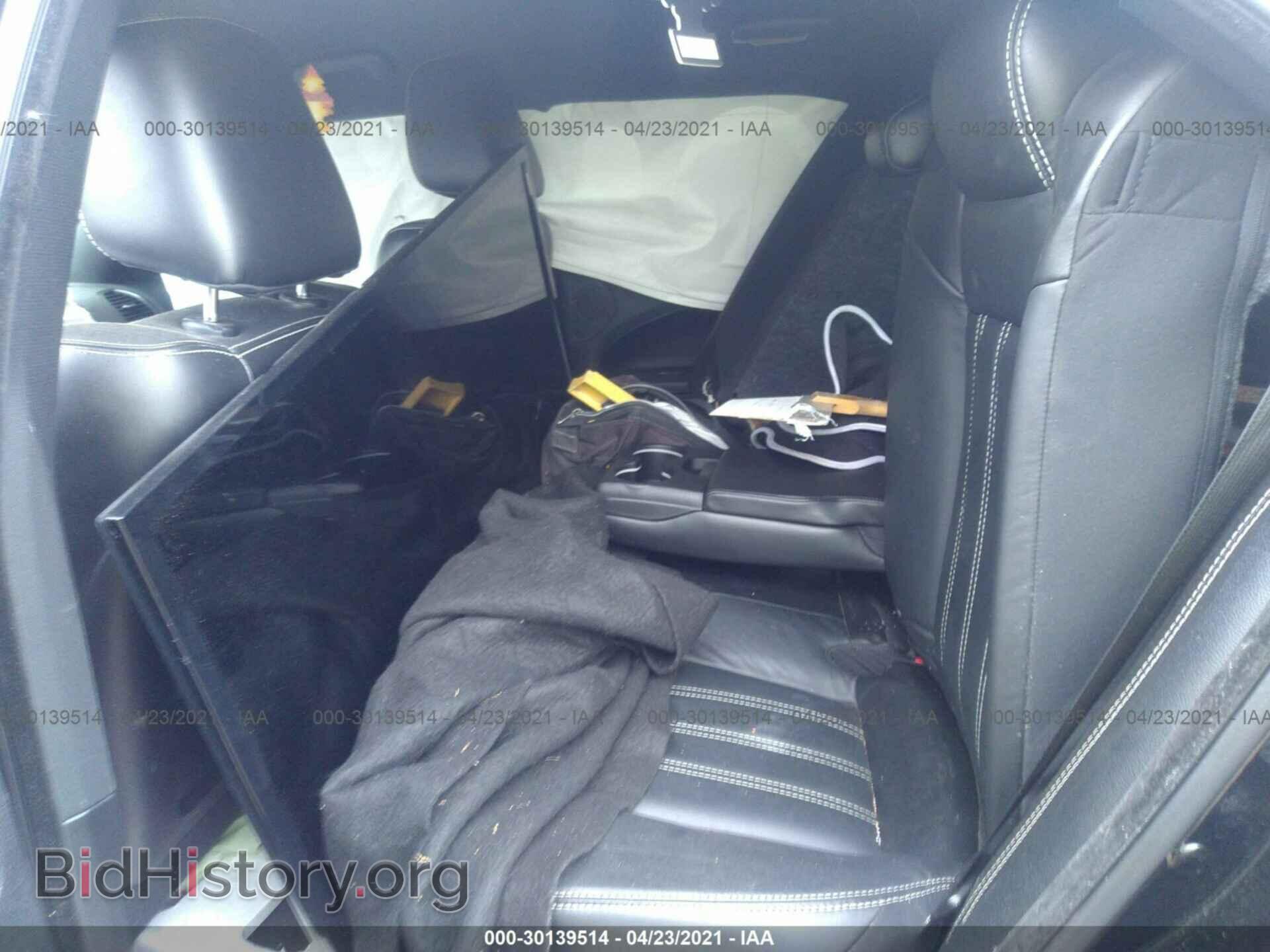 2016 CHRYSLER 300 - VIN: 2C3CCABG7GH313447 - Фото 8