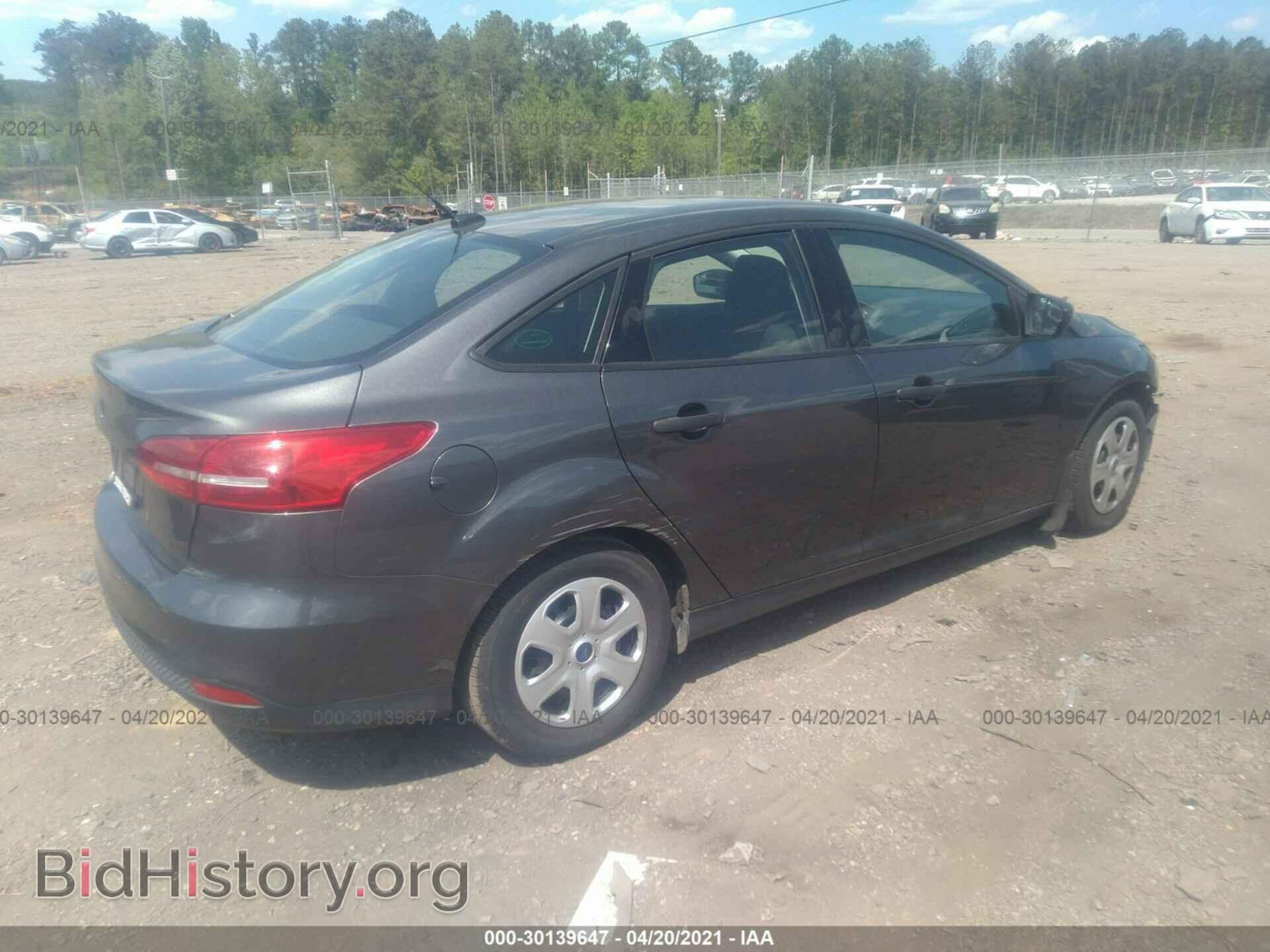 2017 FORD FOCUS - VIN: 1FADP3E2XHL234302 - Photo 4