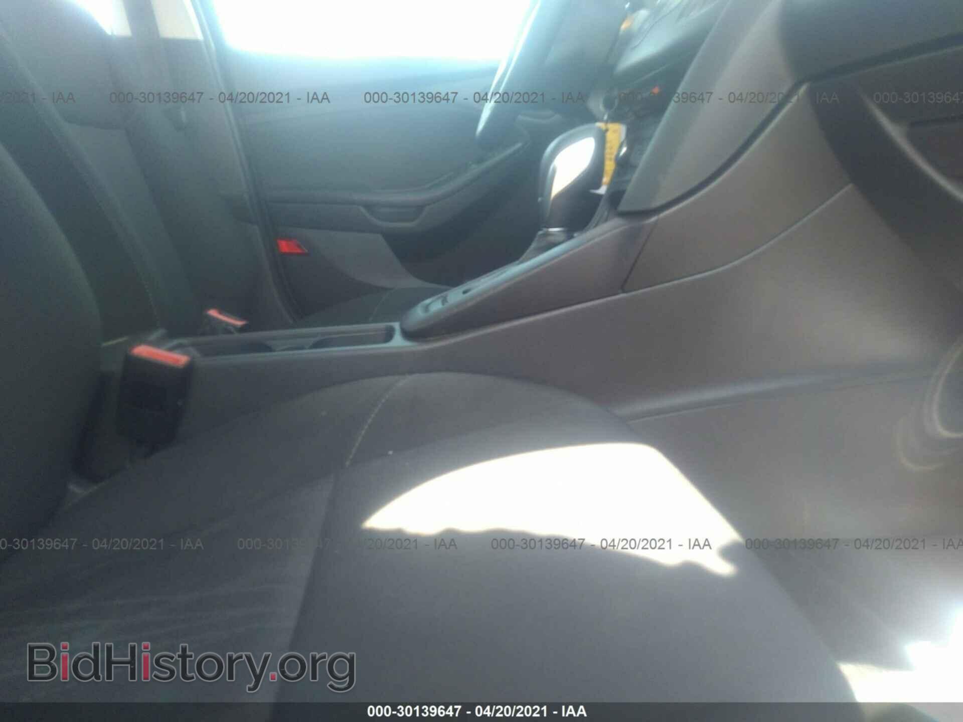 2017 FORD FOCUS - VIN: 1FADP3E2XHL234302 - Photo 5