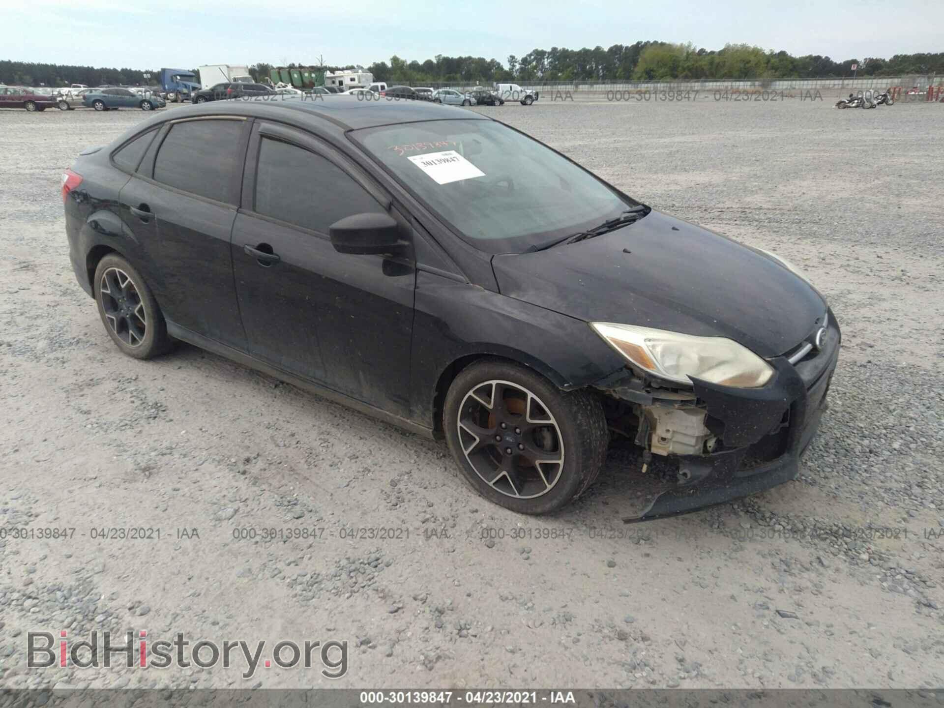 Photo 1FAHP3F20CL118051 - FORD FOCUS 2012