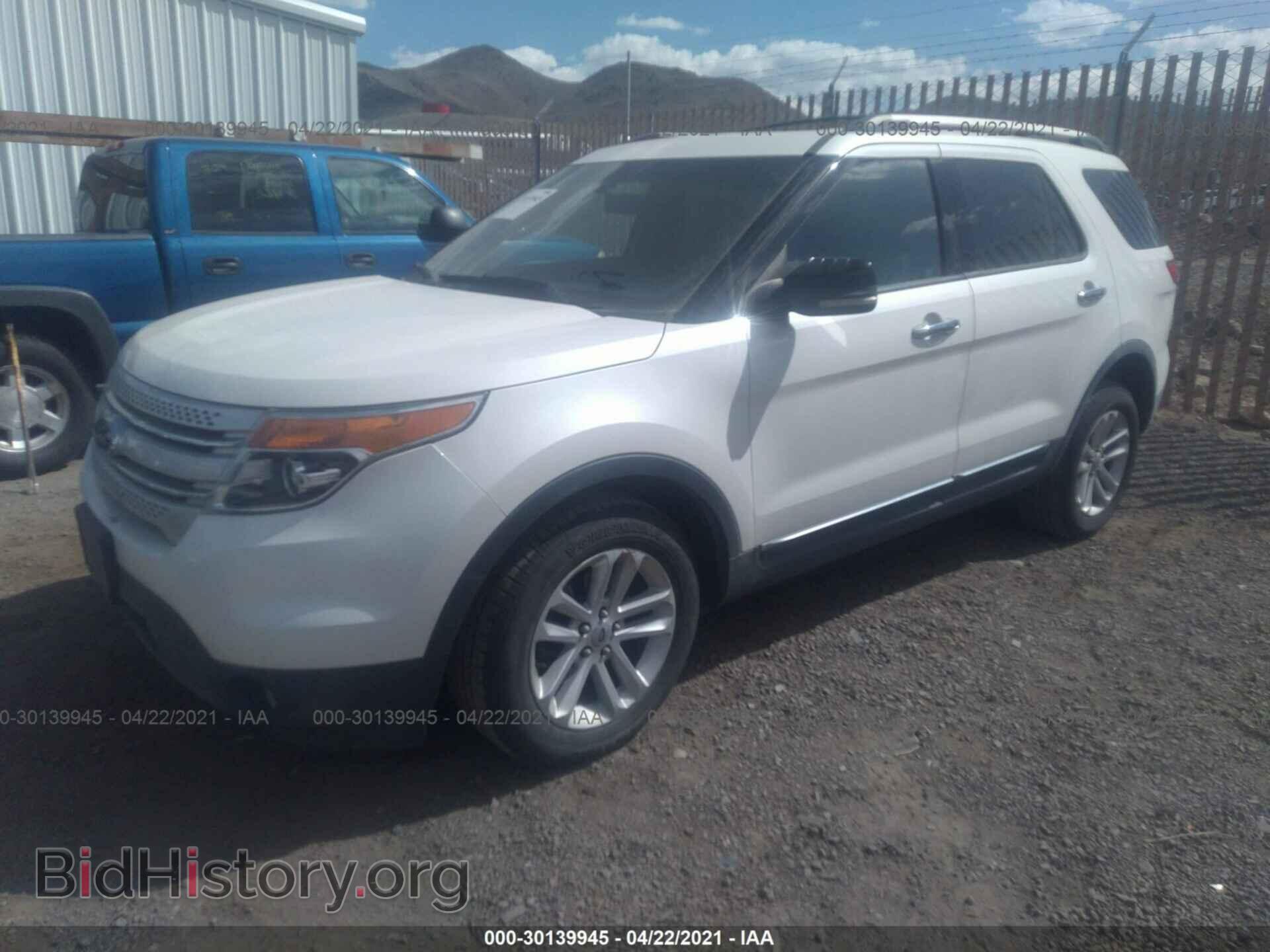 2011 FORD EXPLORER - VIN: 1FMHK8D85BGA54377 - Фото 2