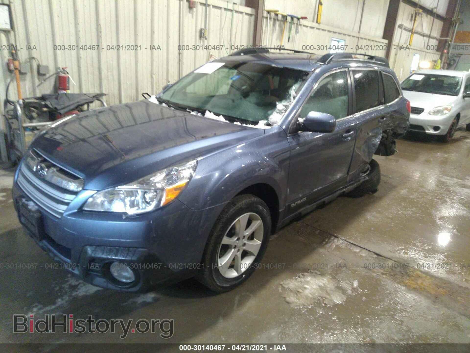 2014 SUBARU OUTBACK - VIN: 4S4BRBCC1E3232348 - Фото 2