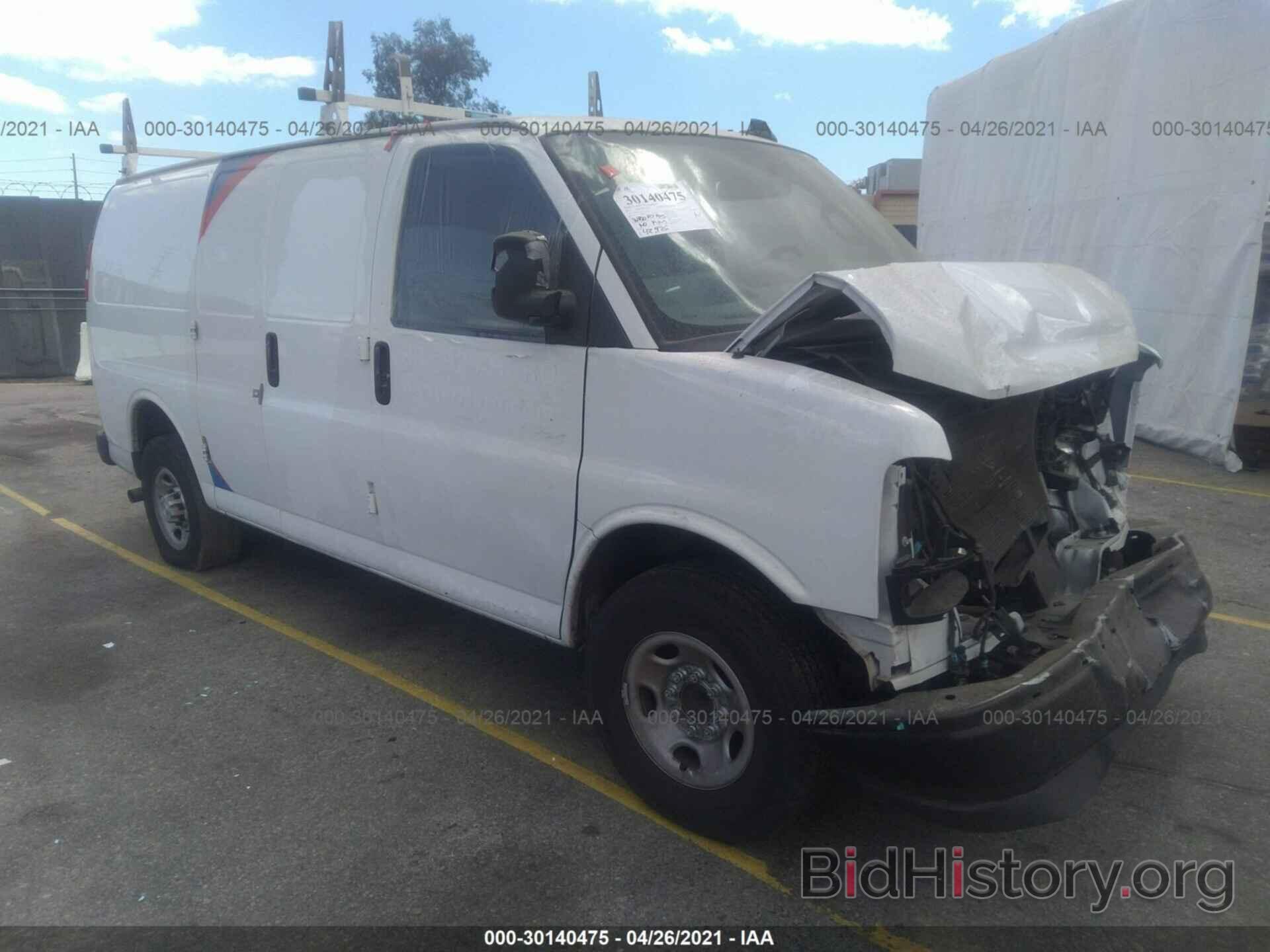 Photo 1GCWGAFP4J1334401 - CHEVROLET EXPRESS CARGO VAN 2018