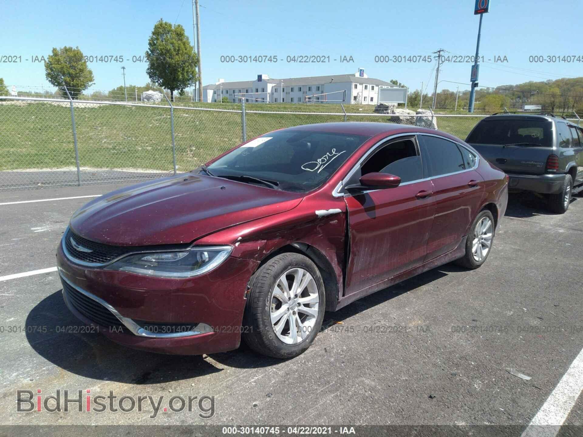 2015 CHRYSLER 200 - VIN: 1C3CCCAB9FN553123 - Photo 2