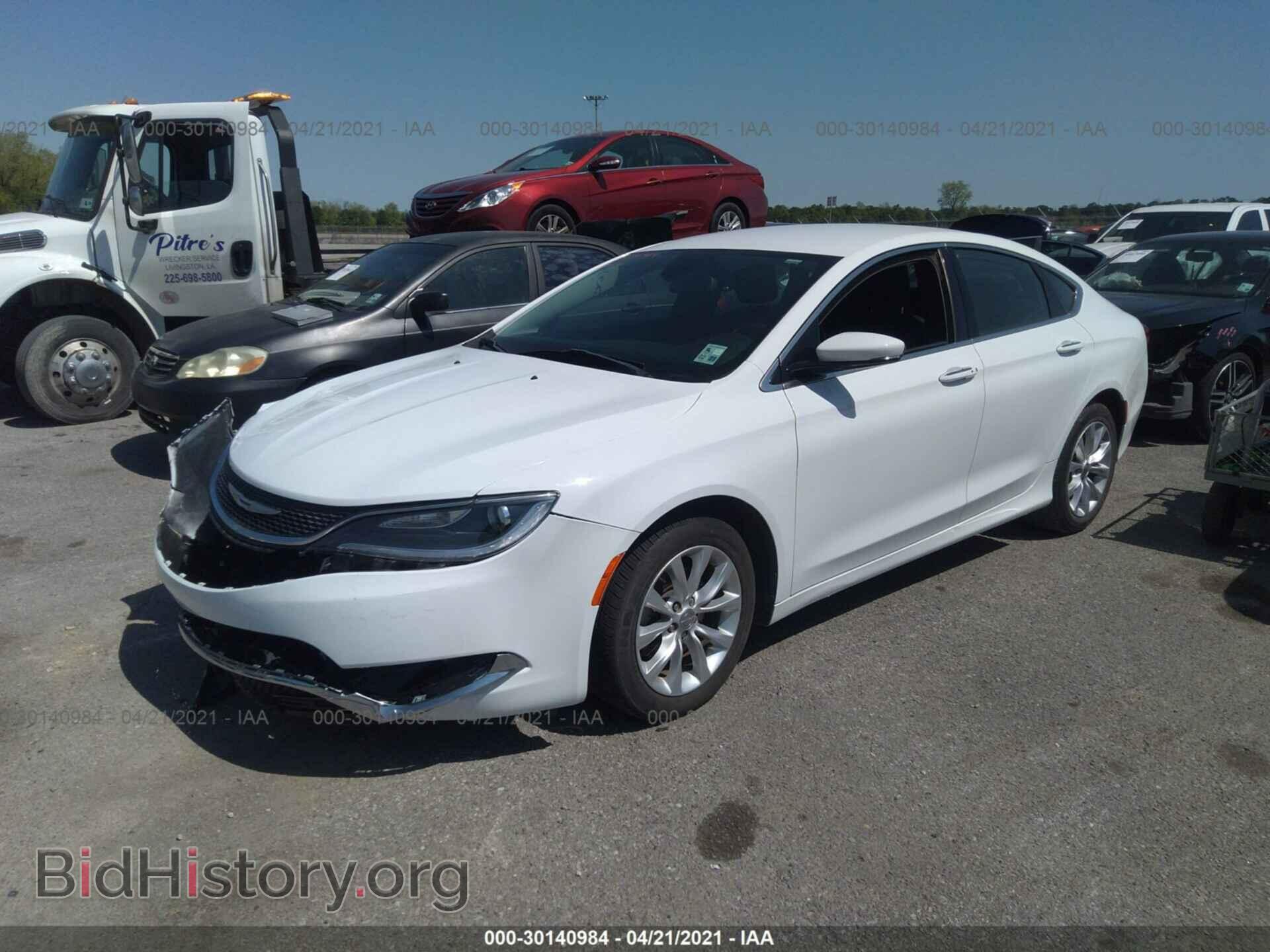 2015 CHRYSLER 200 - VIN: 1C3CCCCB6FN593673 - Фото 2