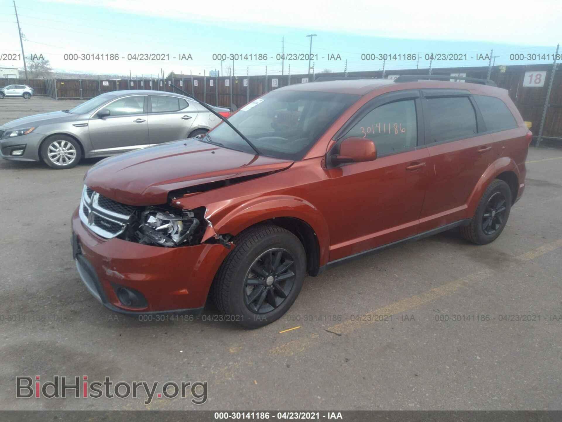 2013 DODGE JOURNEY - VIN: 3C4PDCBG3DT682394 - Фото 2