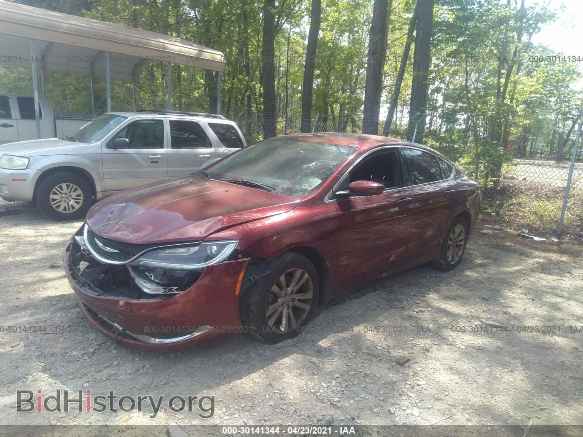 2015 CHRYSLER 200 - VIN: 1C3CCCAB2FN675483 - Фото 2