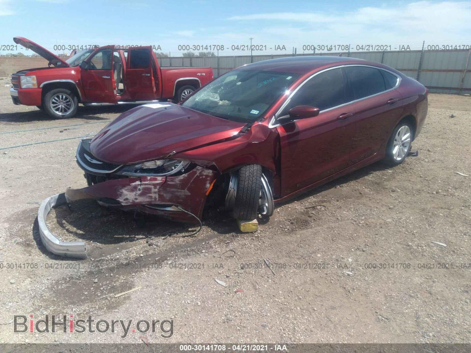 2016 CHRYSLER 200 - VIN: 1C3CCCAB5GN165842 - Фото 2
