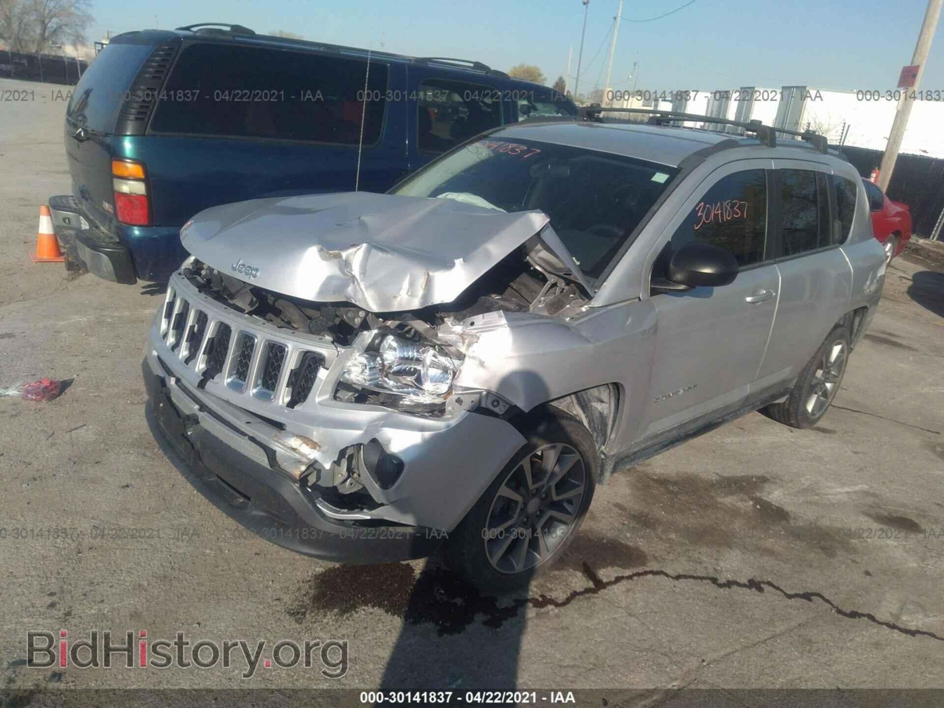 2011 JEEP COMPASS - VIN: 1J4NF1FB0BD210736 - Фото 2