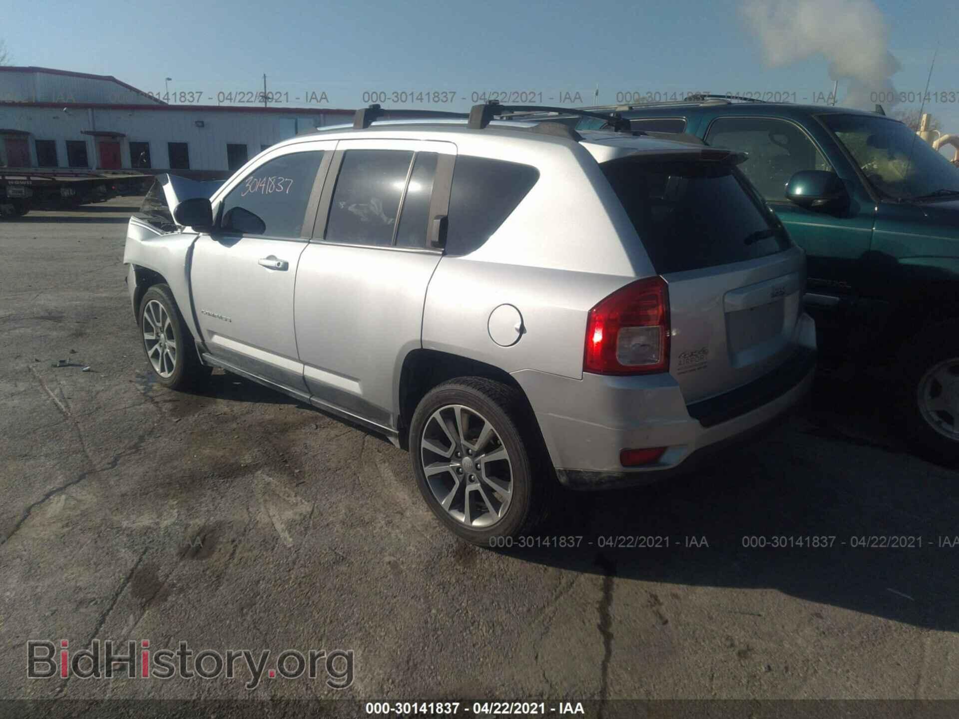 2011 JEEP COMPASS - VIN: 1J4NF1FB0BD210736 - Фото 3