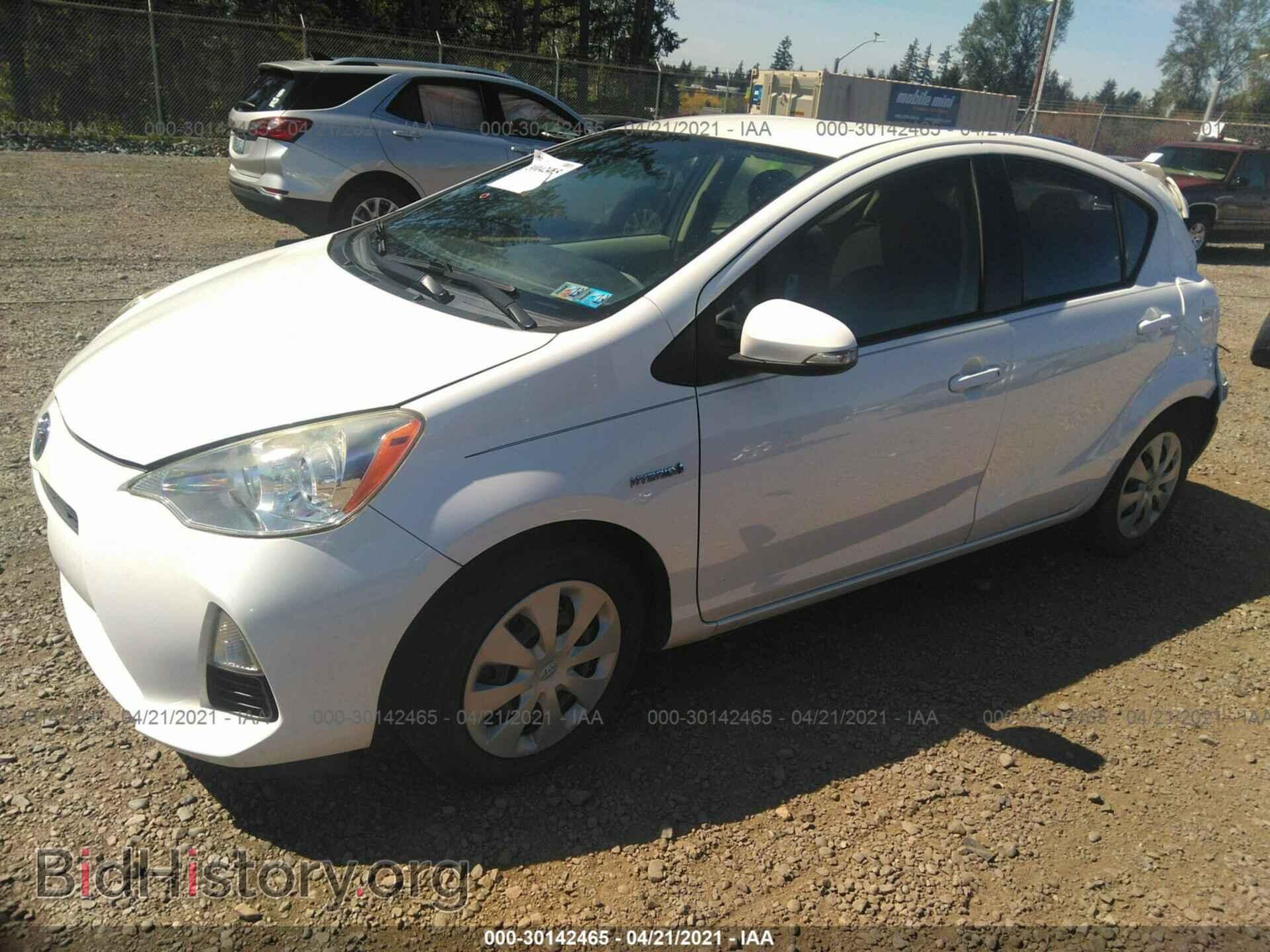2012 TOYOTA PRIUS C - VIN: JTDKDTB30C1526052 - Фото 2