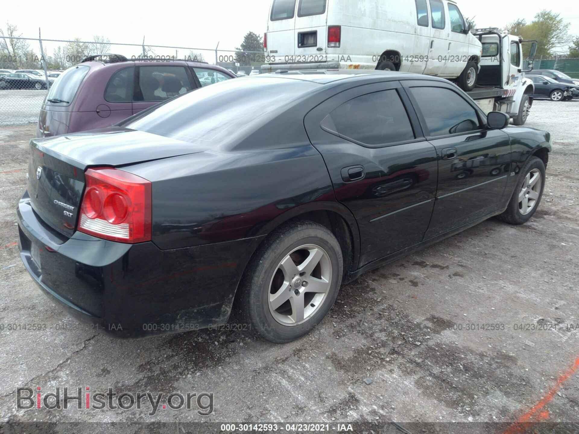 2010 DODGE CHARGER - VIN: 2B3CA3CV4AH308189 - Фото 4