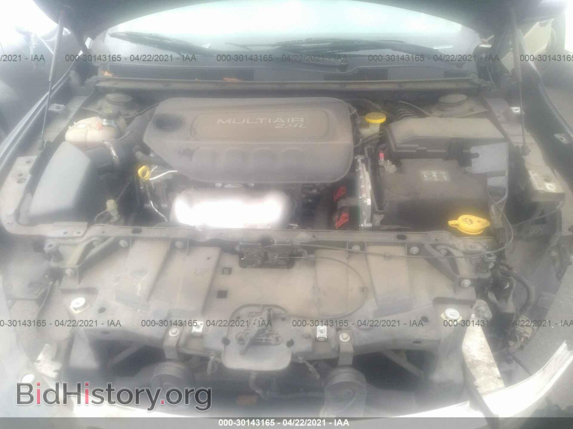 2015 CHRYSLER 200 - VIN: 1C3CCCABXFN671245 - Фото 10