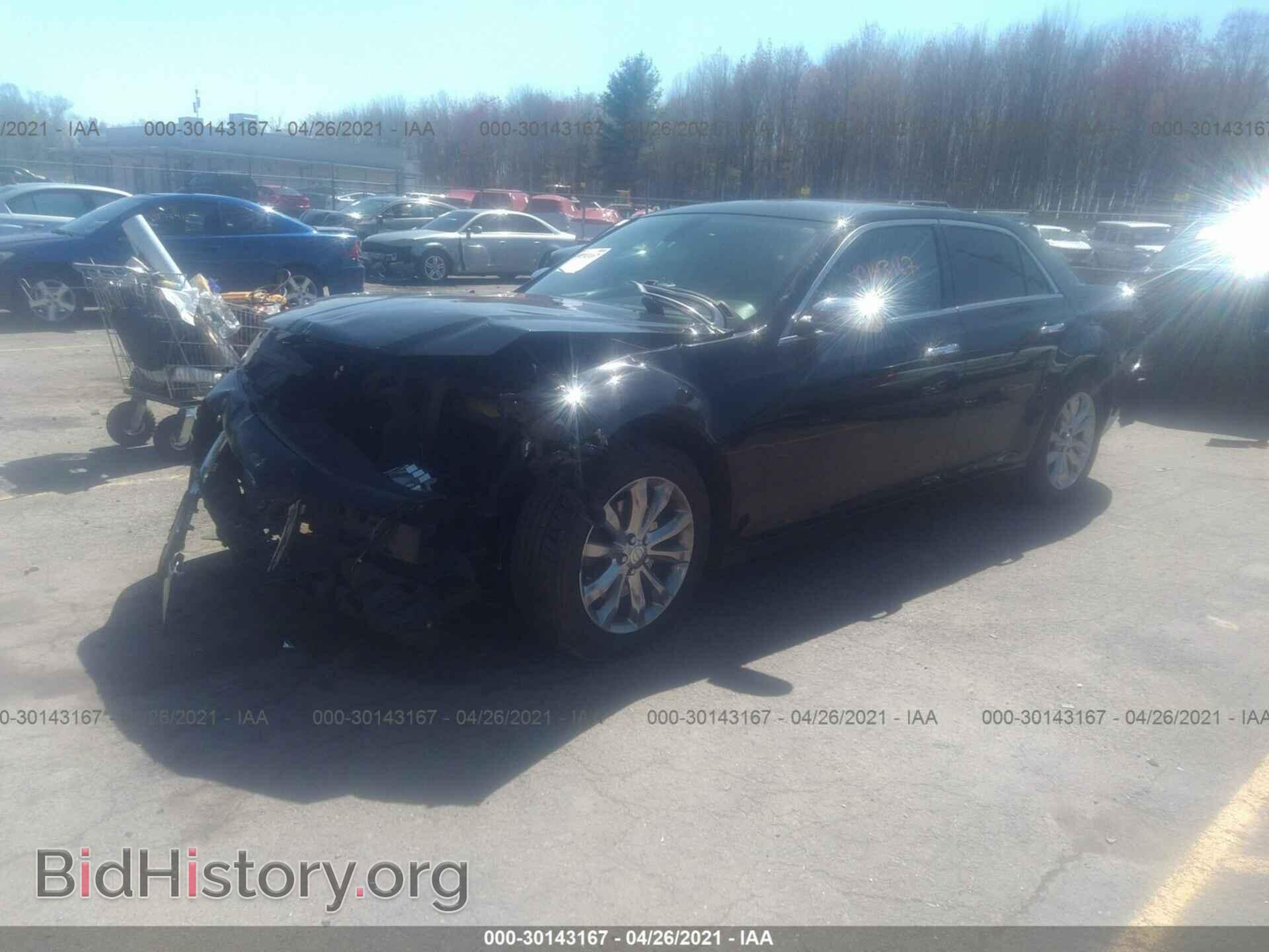 2016 CHRYSLER 300 - VIN: 2C3CCAKG2GH208489 - Фото 2