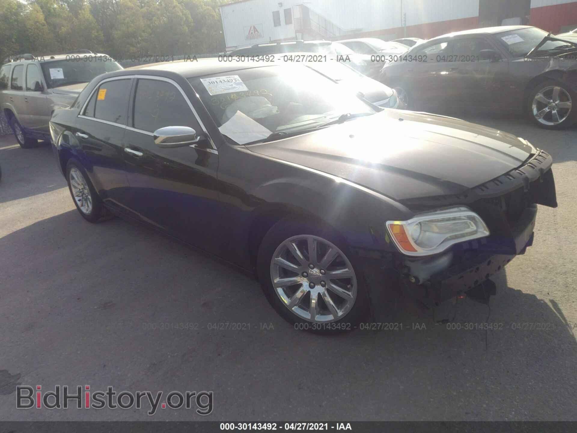 Фотография 2C3CCAET1DH518749 - CHRYSLER 300 2013
