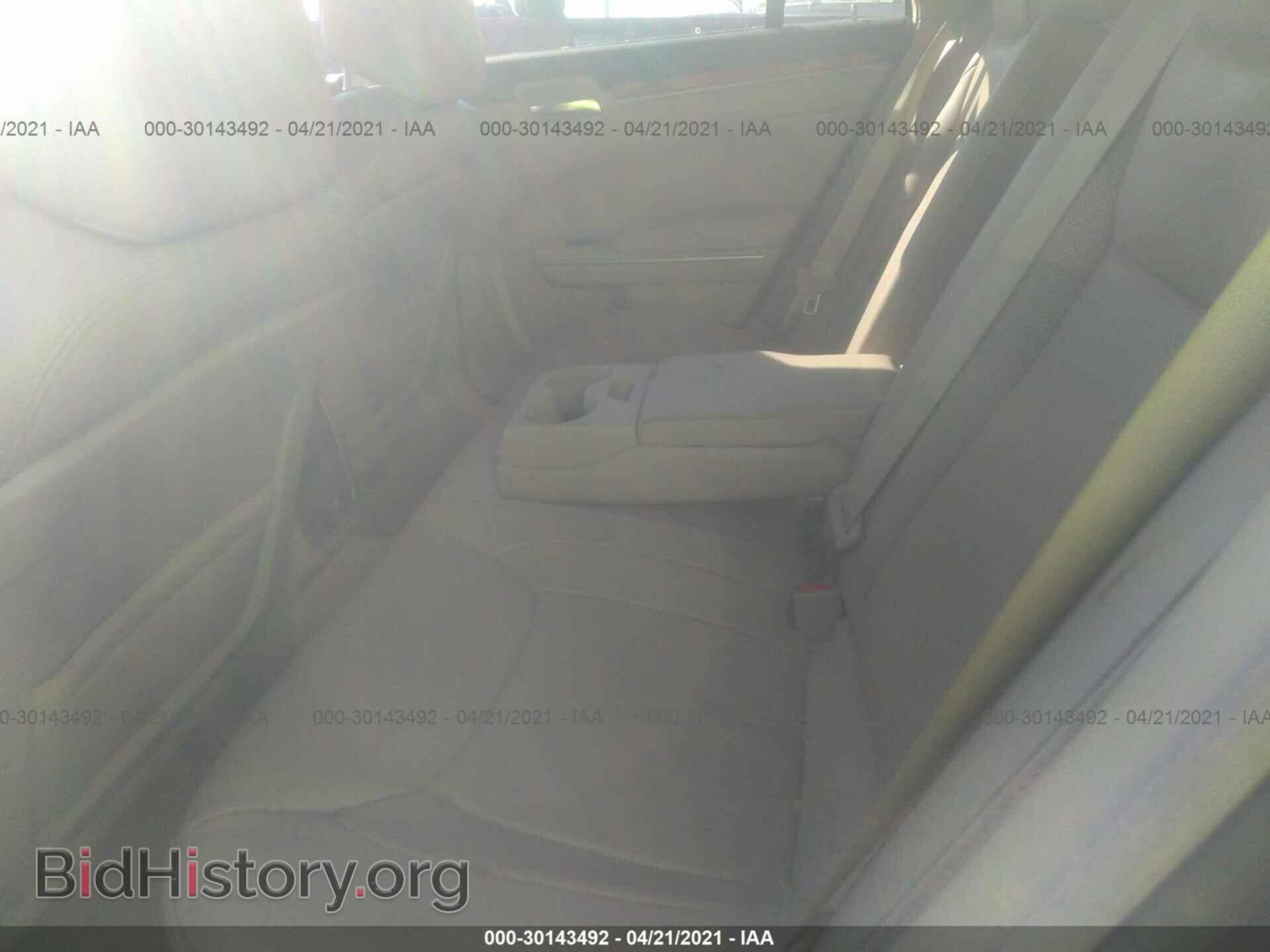 2013 CHRYSLER 300 - VIN: 2C3CCAET1DH518749 - Фото 8