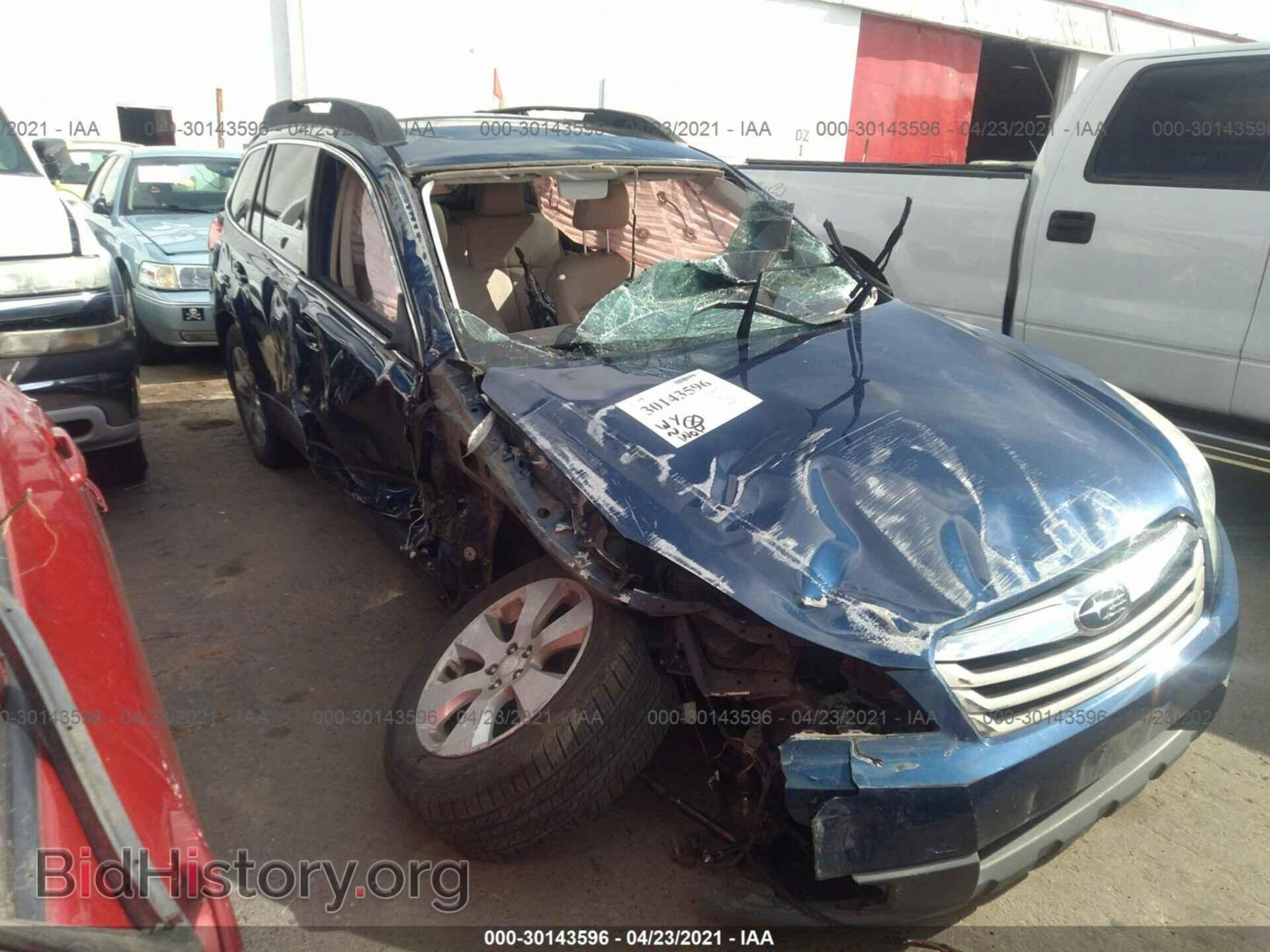 Photo 4S4BRBGC2B3348244 - SUBARU OUTBACK 2011