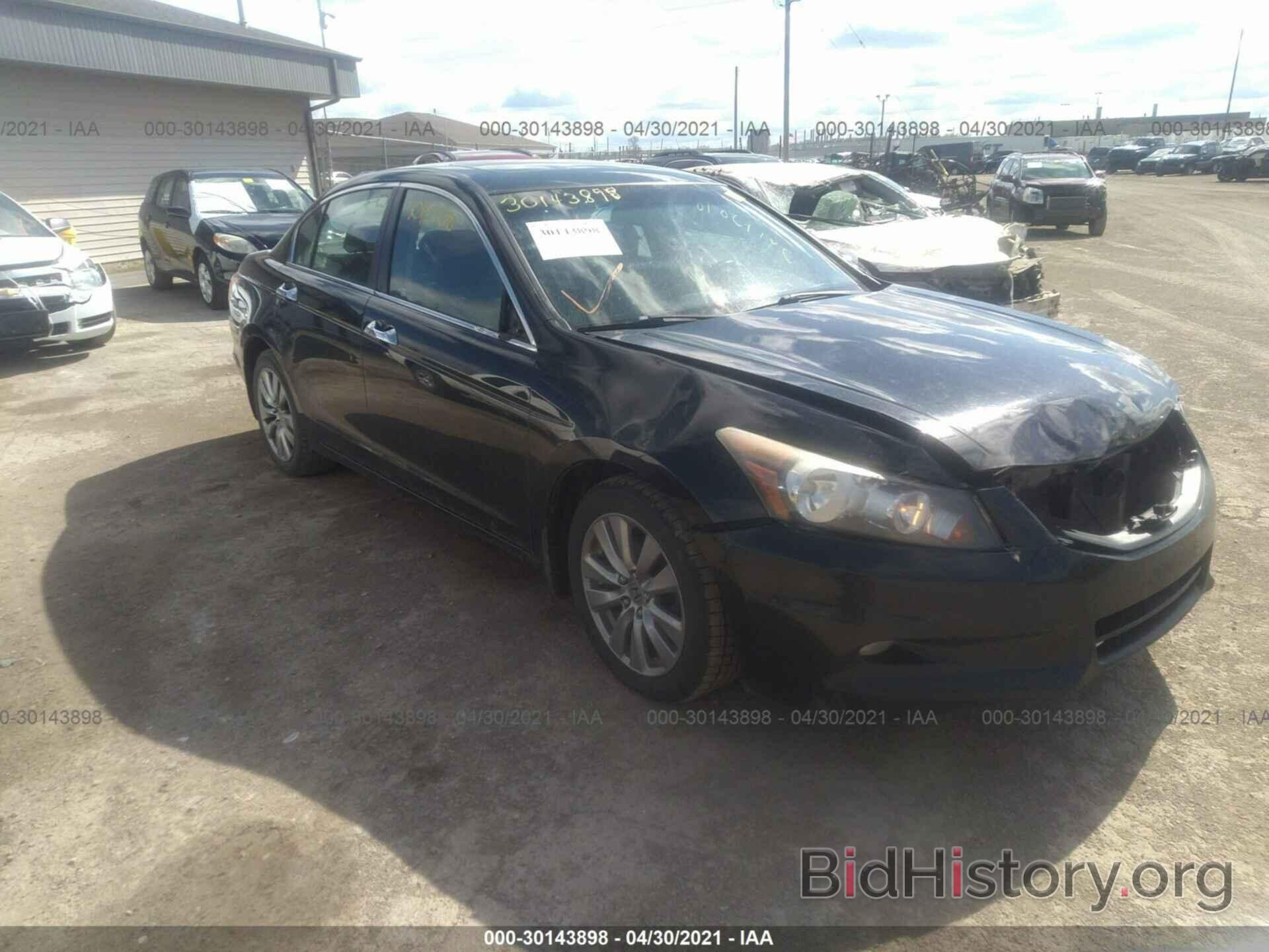 Photo 1HGCP3F8XCA005178 - HONDA ACCORD SDN 2012