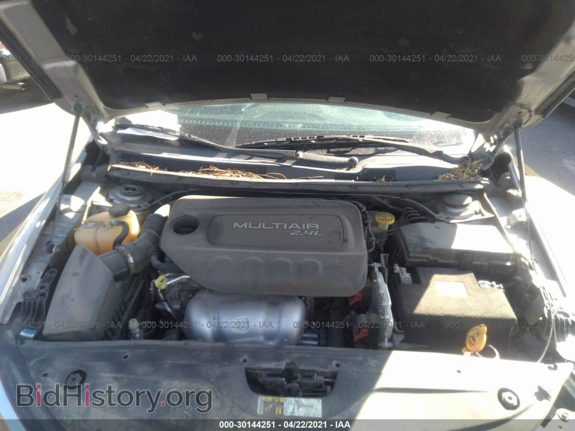 2015 CHRYSLER 200 - VIN: 1C3CCCAB9FN701867 - Фото 10
