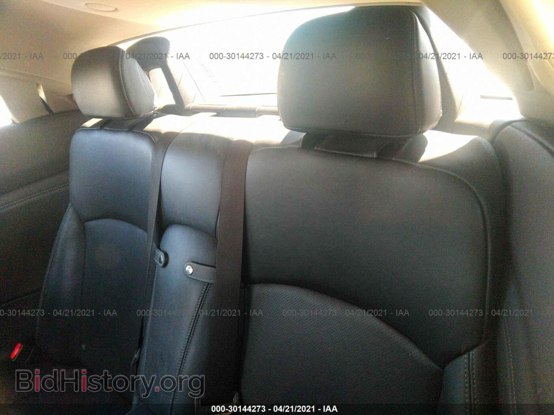 2010 LEXUS IS 350C - VIN: JTHFE2C24A2502325 - Фото 8