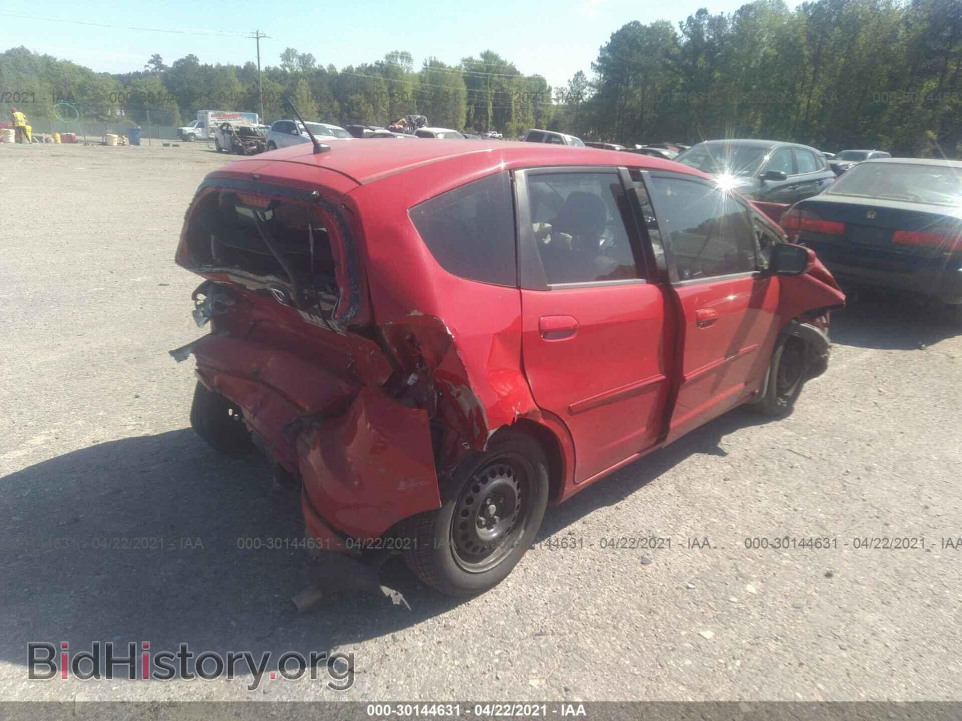 2013 HONDA FIT - VIN: JHMGE8H30DC016070 - Фото 4