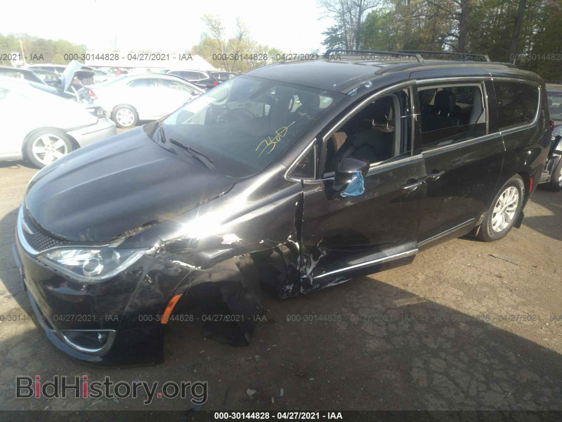 2017 CHRYSLER PACIFICA - VIN: 2C4RC1BG1HR553434 - Фото 2