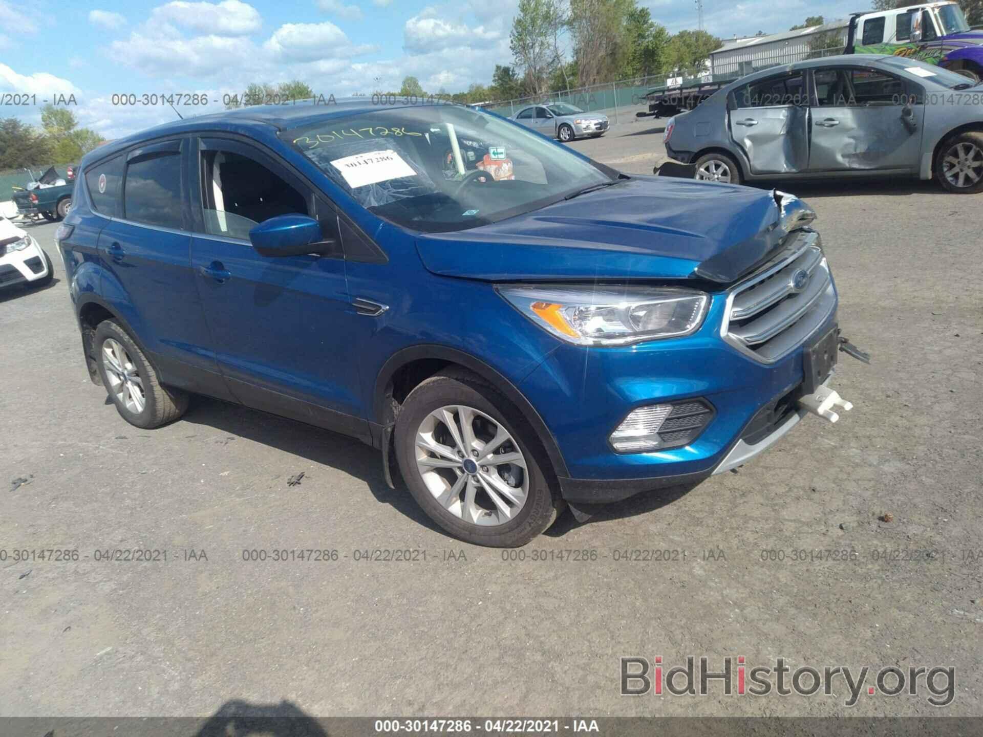 Photo 1FMCU0GD2HUE52834 - FORD ESCAPE 2017