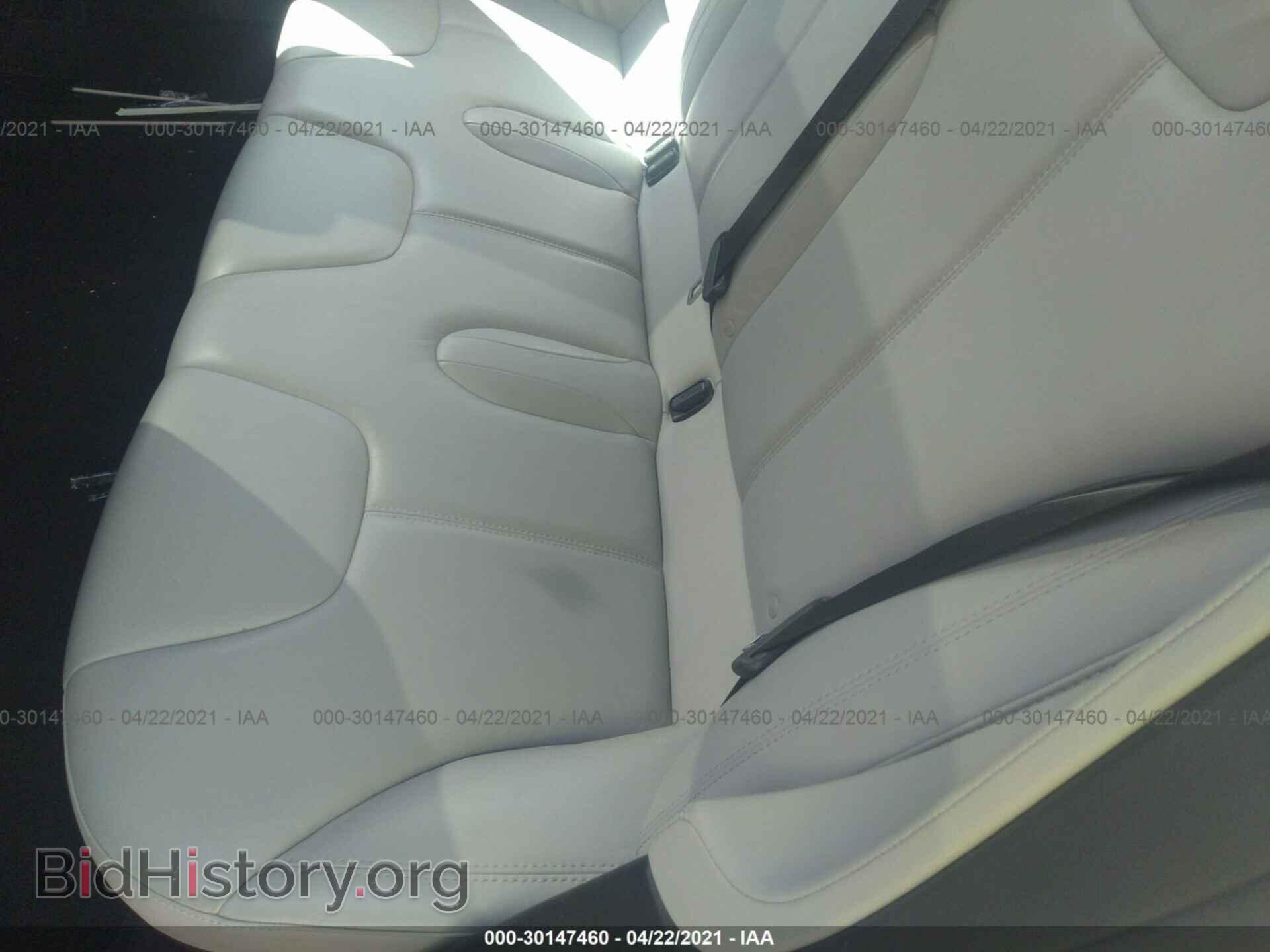 2014 TESLA MODEL S - VIN: 5YJSA1H16EFP38001 - Фото 8