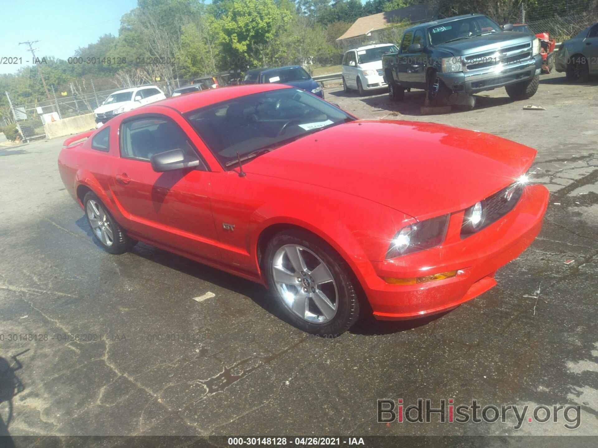 Photo 1ZVHT82H075277236 - FORD MUSTANG 2007