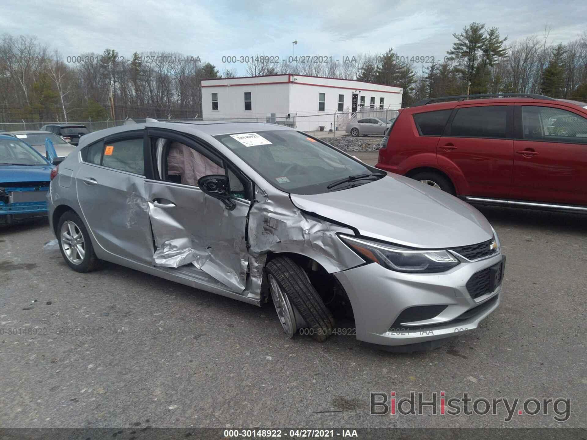 Photo 3G1BE6SM9JS533626 - CHEVROLET CRUZE 2018